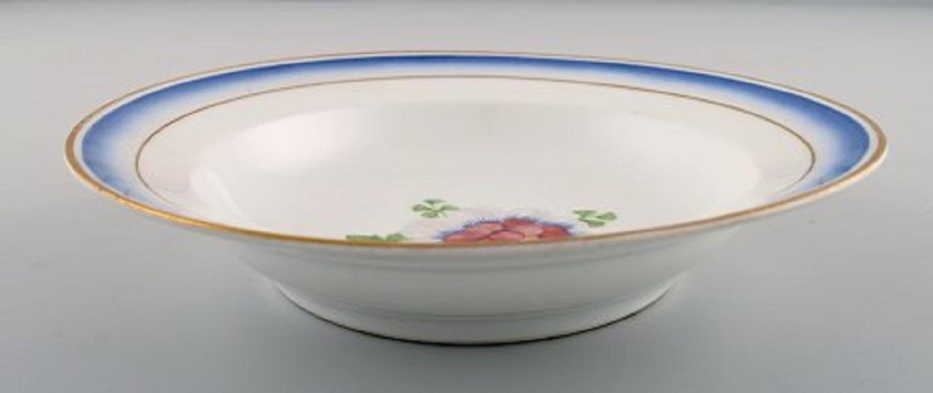 Four Antique Royal Copenhagen Deep Plates in Hand Painted Porcelain For Sale 1