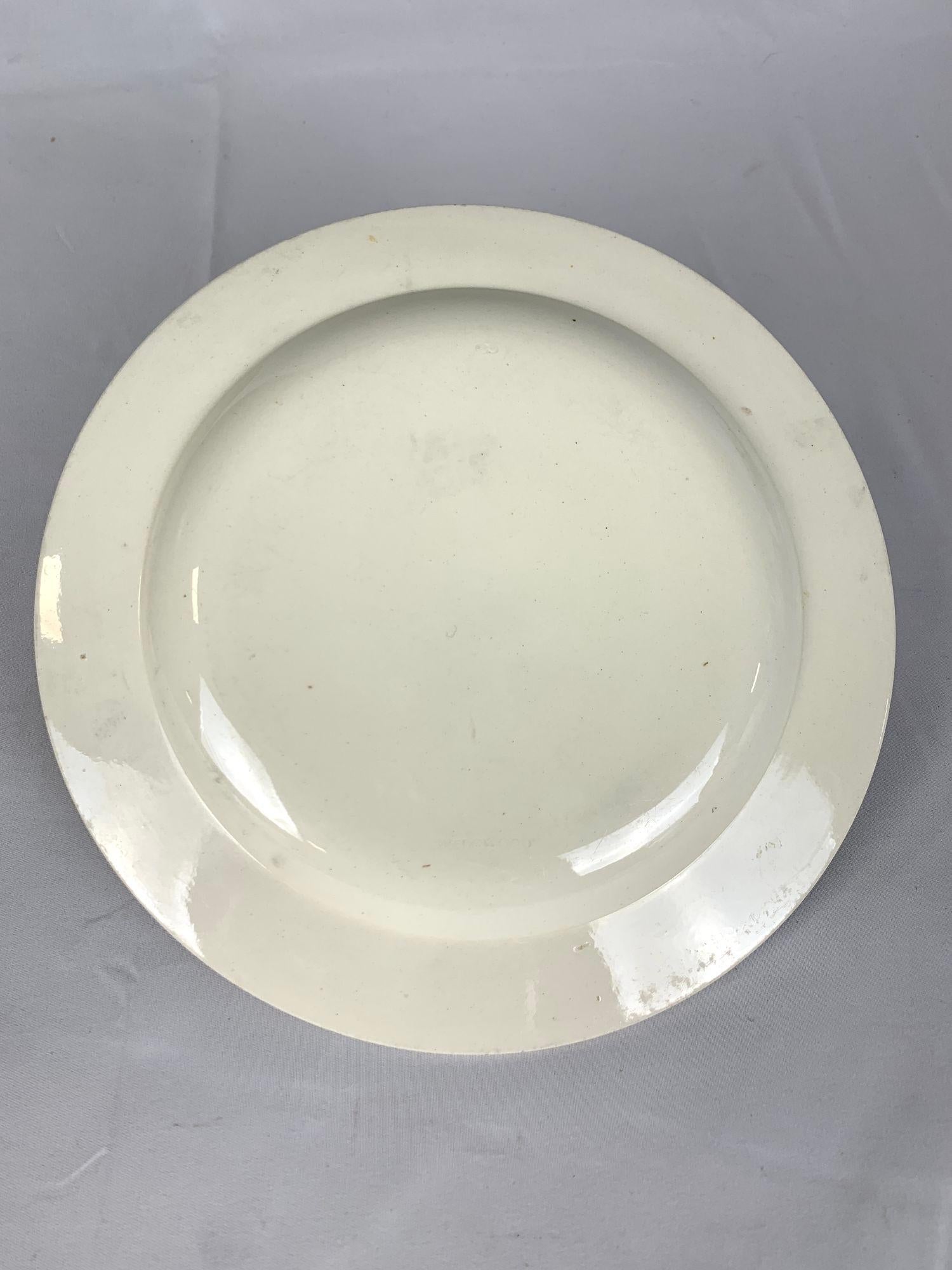 Four Antique Wedgwood Creamware Plates for Dessert or Salad England Circa 1815 For Sale 2