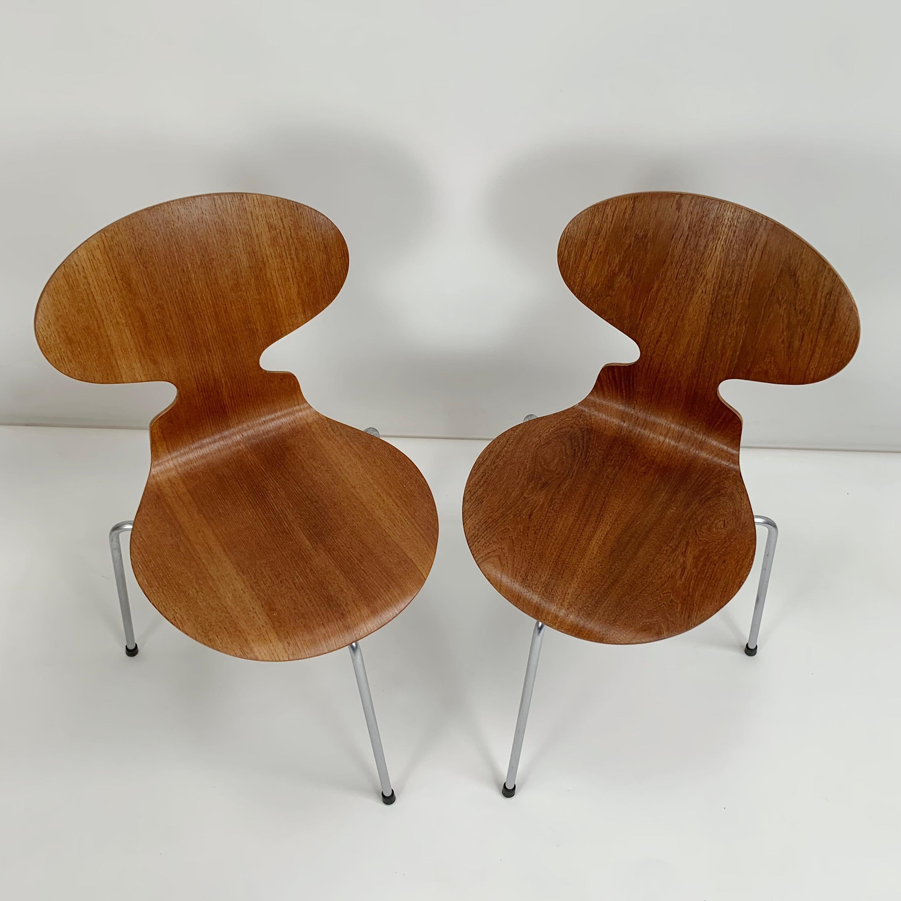  Arne Jacobsen Set Three-Legged Ant Chairs Model 3101, Fritz Hansen, circa 1960. In Good Condition In Brussels, BE