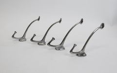 Quatre capuchons de manteaux Art déco d'Adolf Loos pour Cafe Capua, 1913 Vienne, Autriche