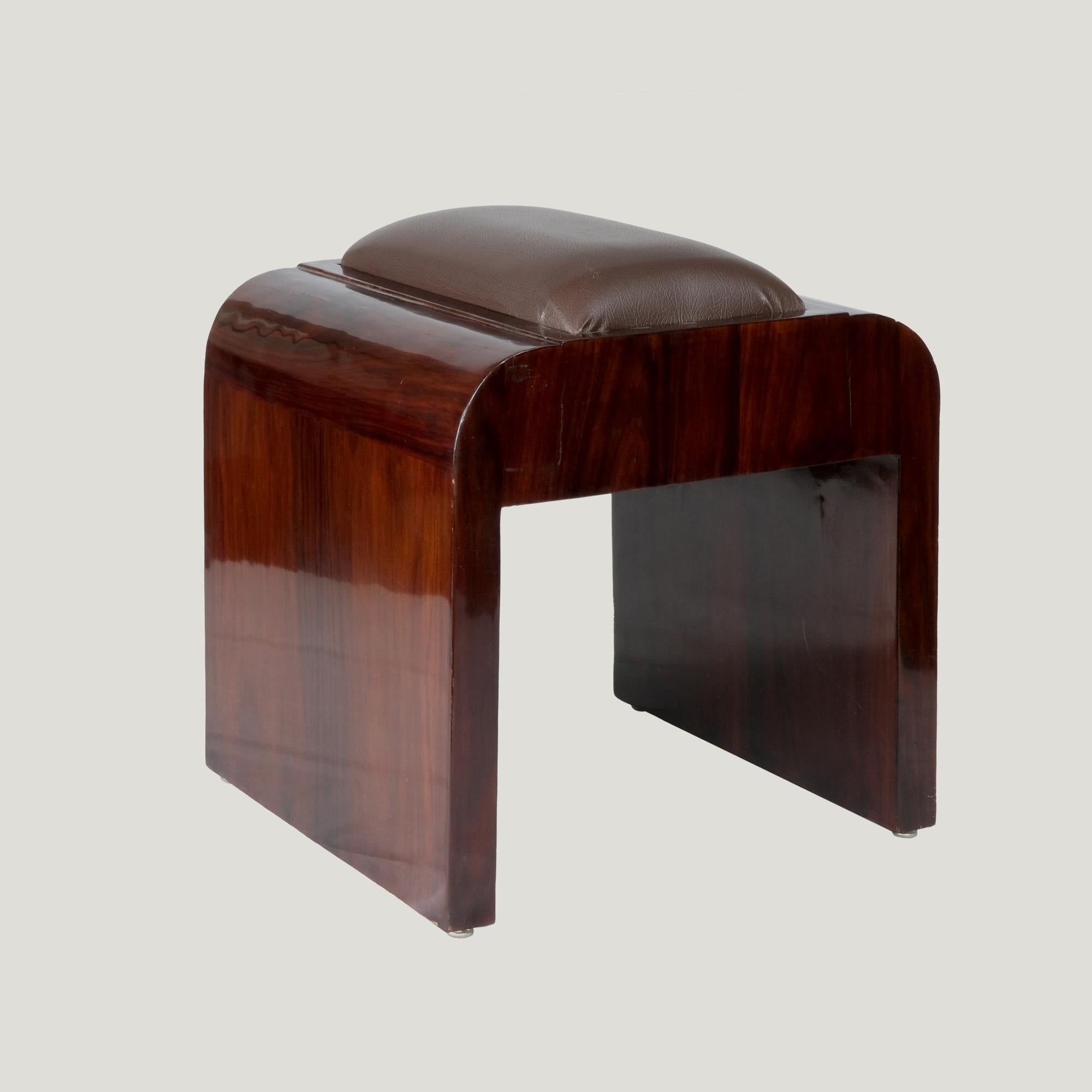French Four Art Deco stools from 1921, mahogany veneered wood trimmed with leather. For Sale