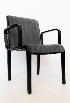 Quatre fauteuils laqués noirs de Bill Stephens pour Knoll