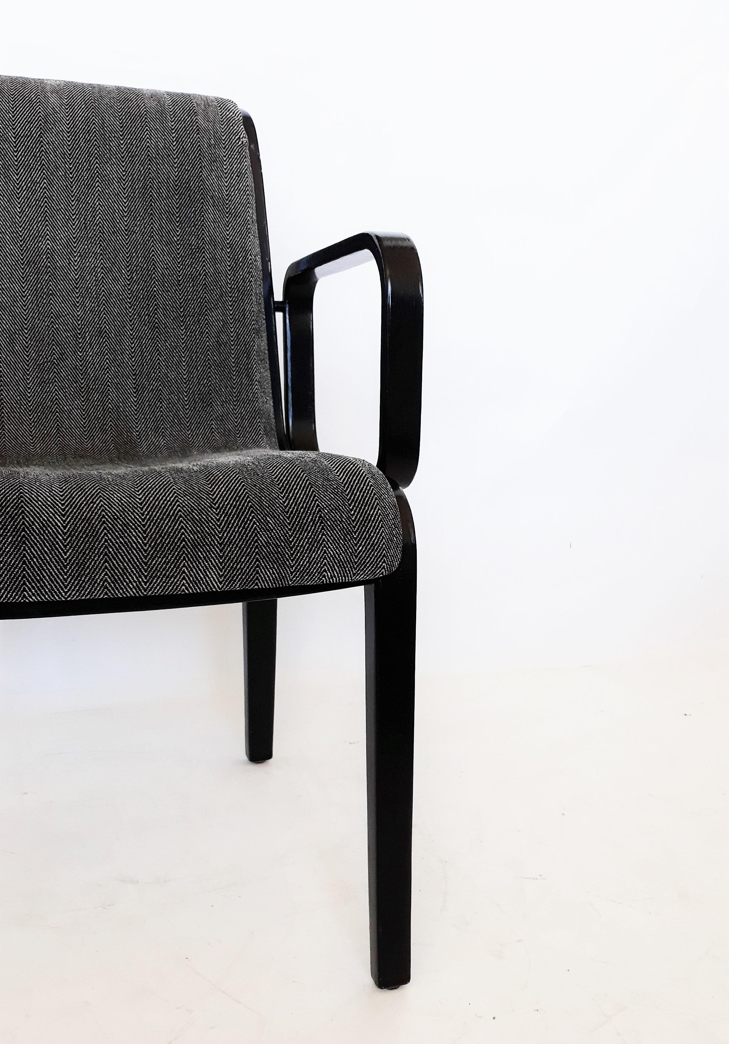 Vier schwarz lackierte Sessel von Bill Stephens für Knoll (Moderne der Mitte des Jahrhunderts) im Angebot