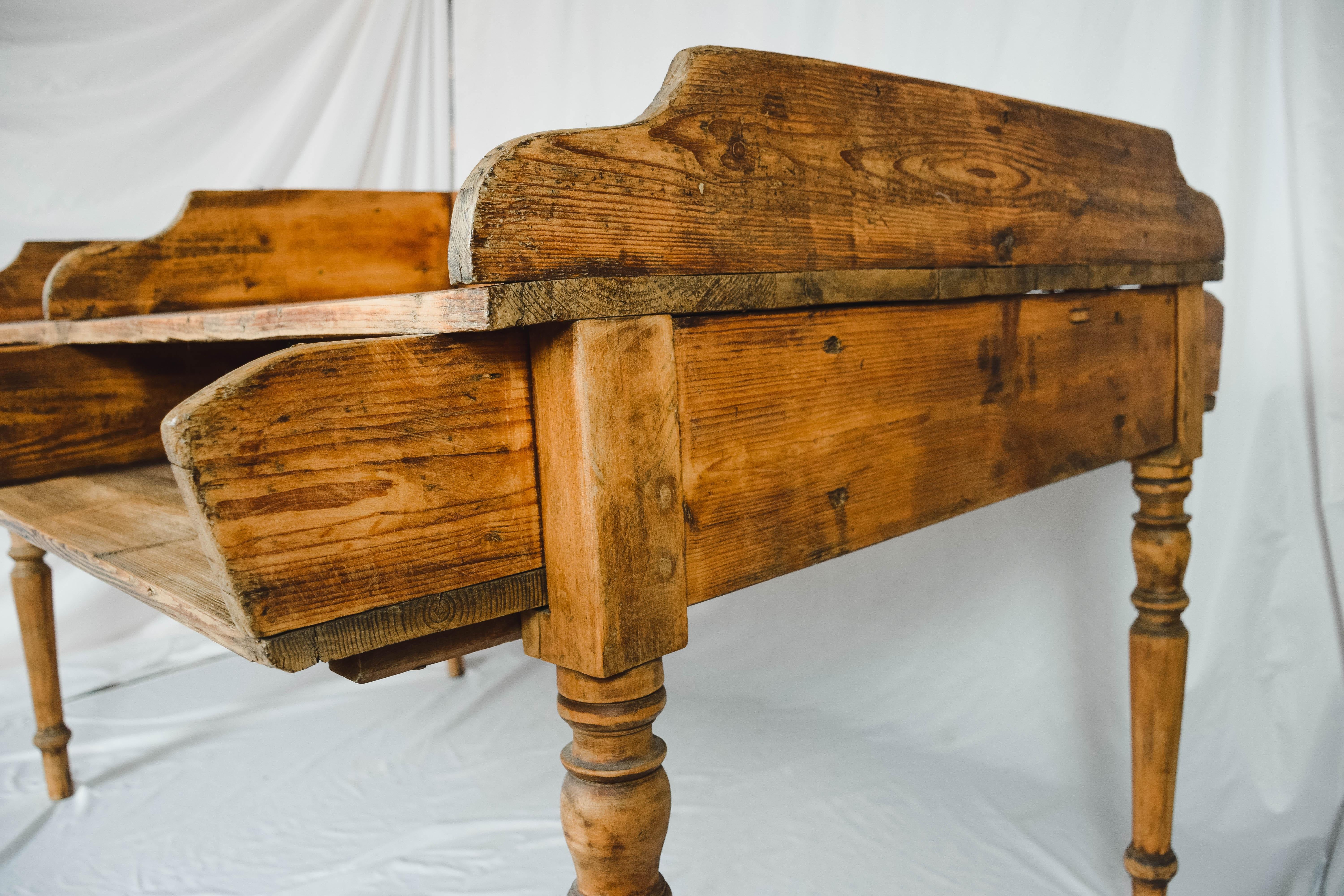 This Four Bin Cigar factory table was used to hand roll cigars in a German factory. Cuban cigars were very popular in Germany, who had strong business ties with Cuba. In Germany, the habano-type Cuban cigars had a very good market and in the late