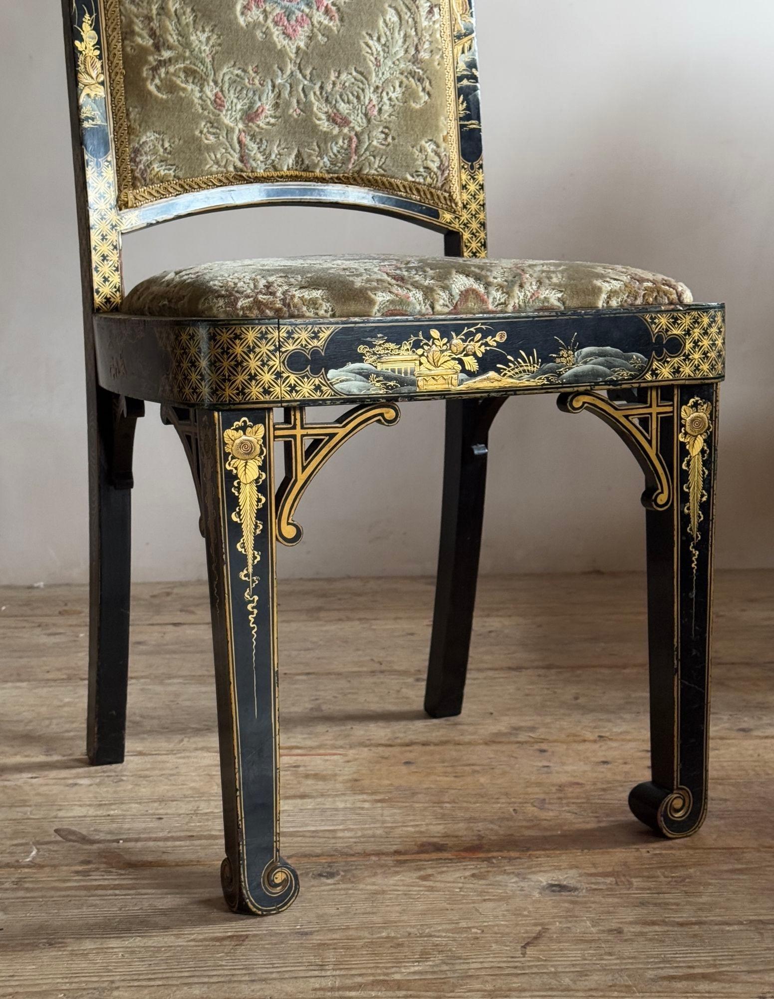 black and gold lacquered chinoiserie dining chairs. For Sale 2