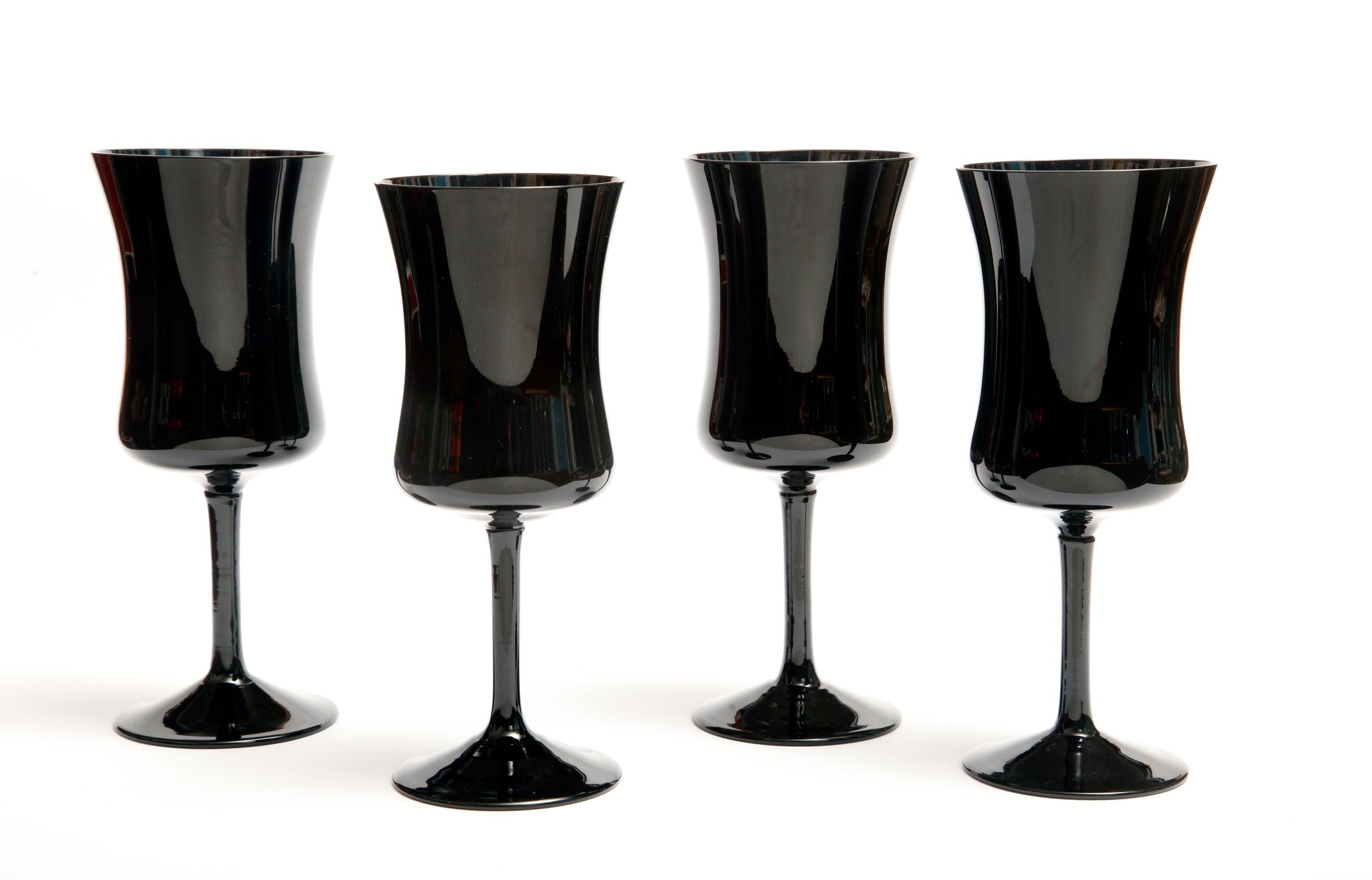 Four Black Elegant Glasses by Zbigniew Horbowy, Poland, 1970s In Excellent Condition For Sale In Warsaw, PL