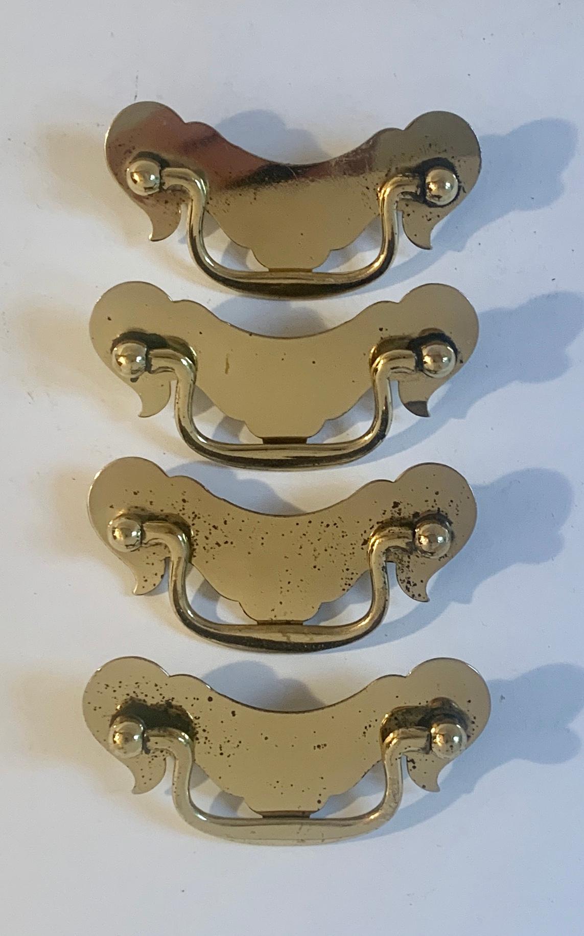 Four Brass Chippendale Door Pulls Handles In Good Condition For Sale In Los Angeles, CA