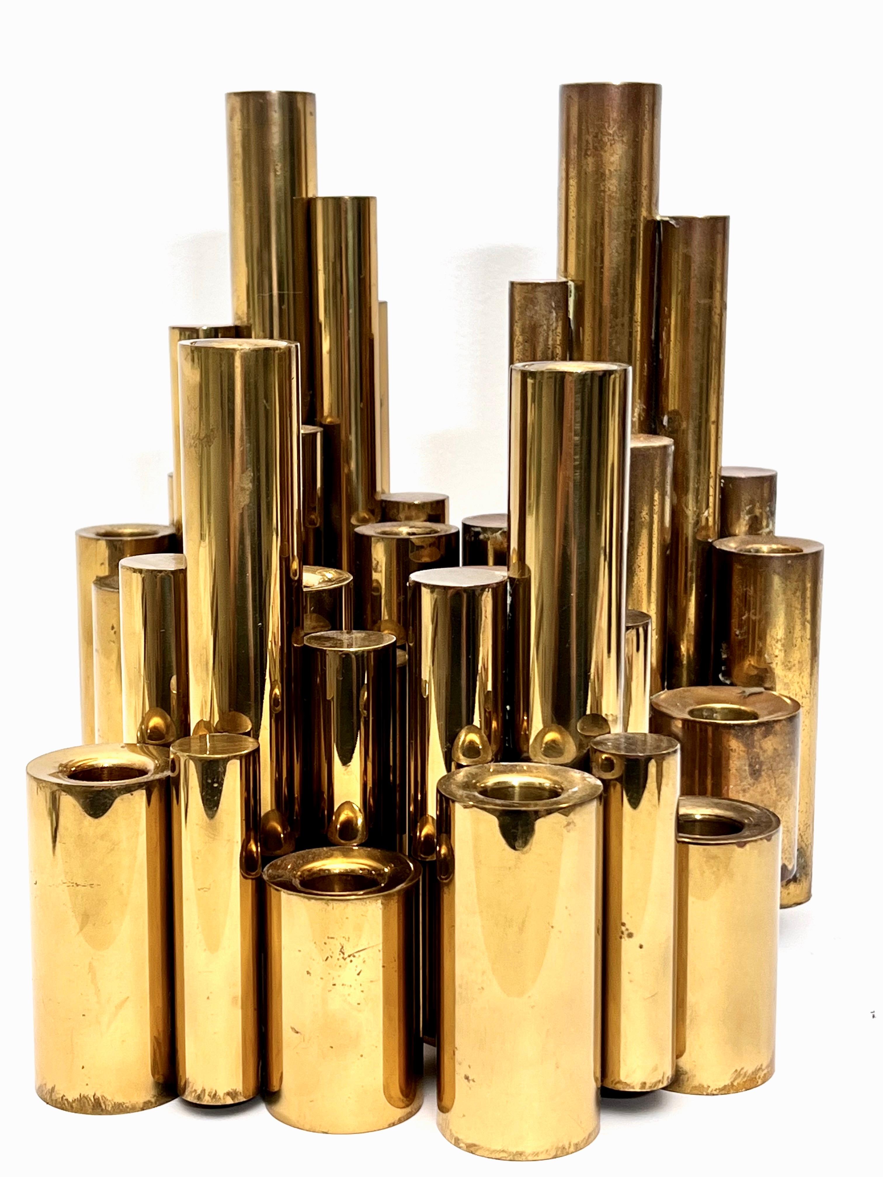 Four Brass Tubular Candlesticks in the Style of Gio Ponti For Sale 1