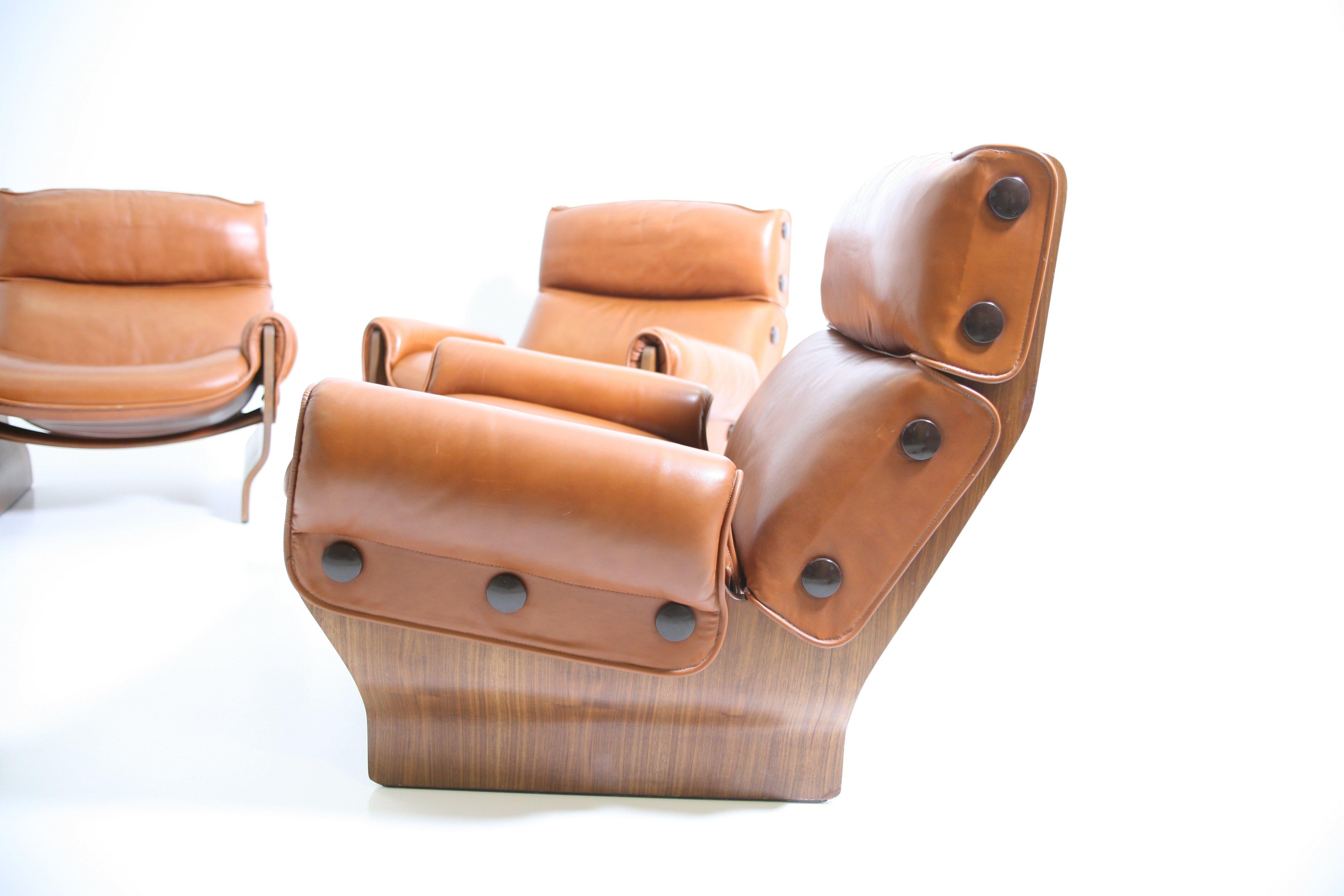 Four Canada Lounge Chairs by Osvaldo Borsani in Rosewood, Tecno, circa