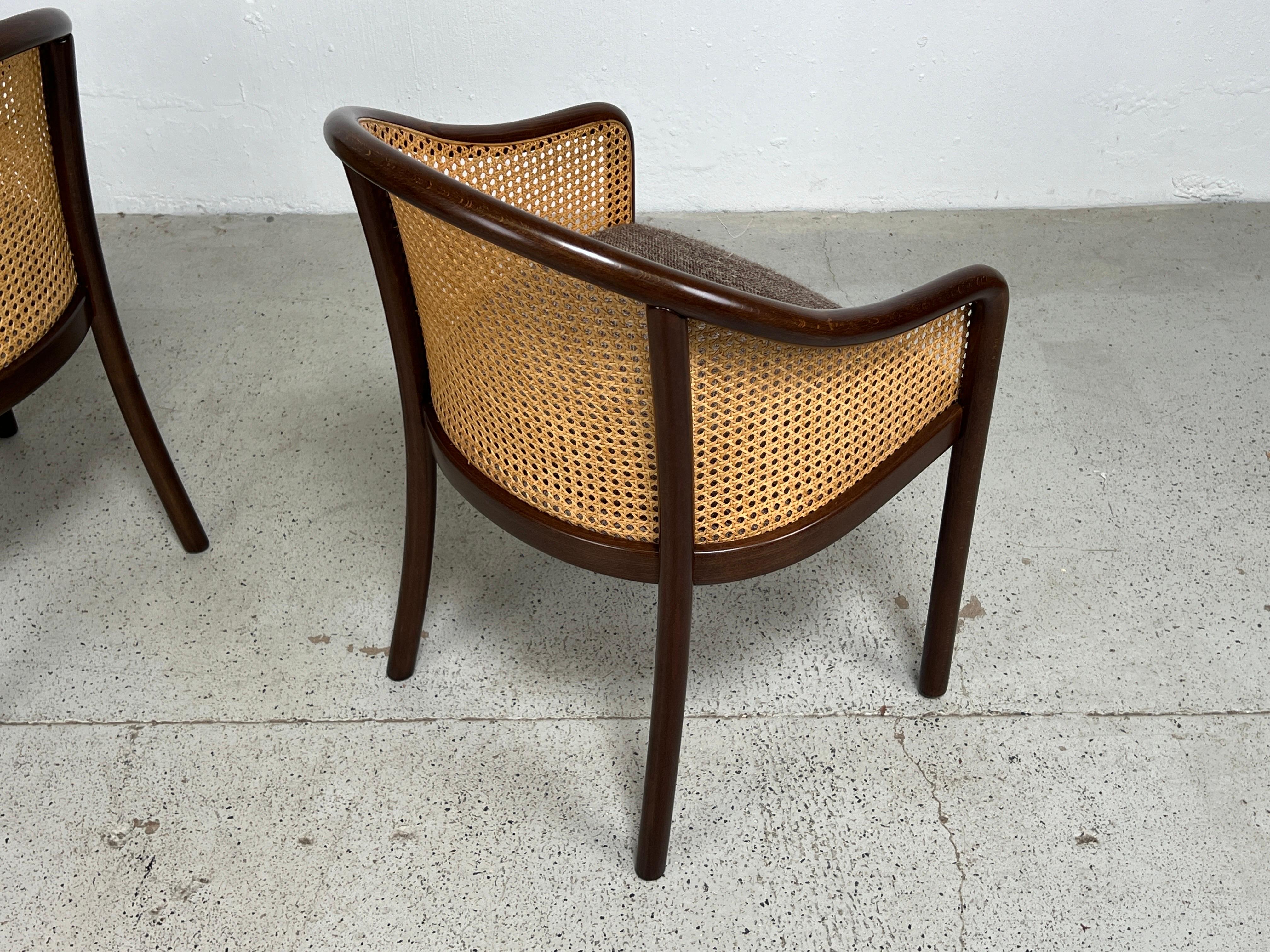 Quatre fauteuils cannés d'après Ward Bennett en vente 6