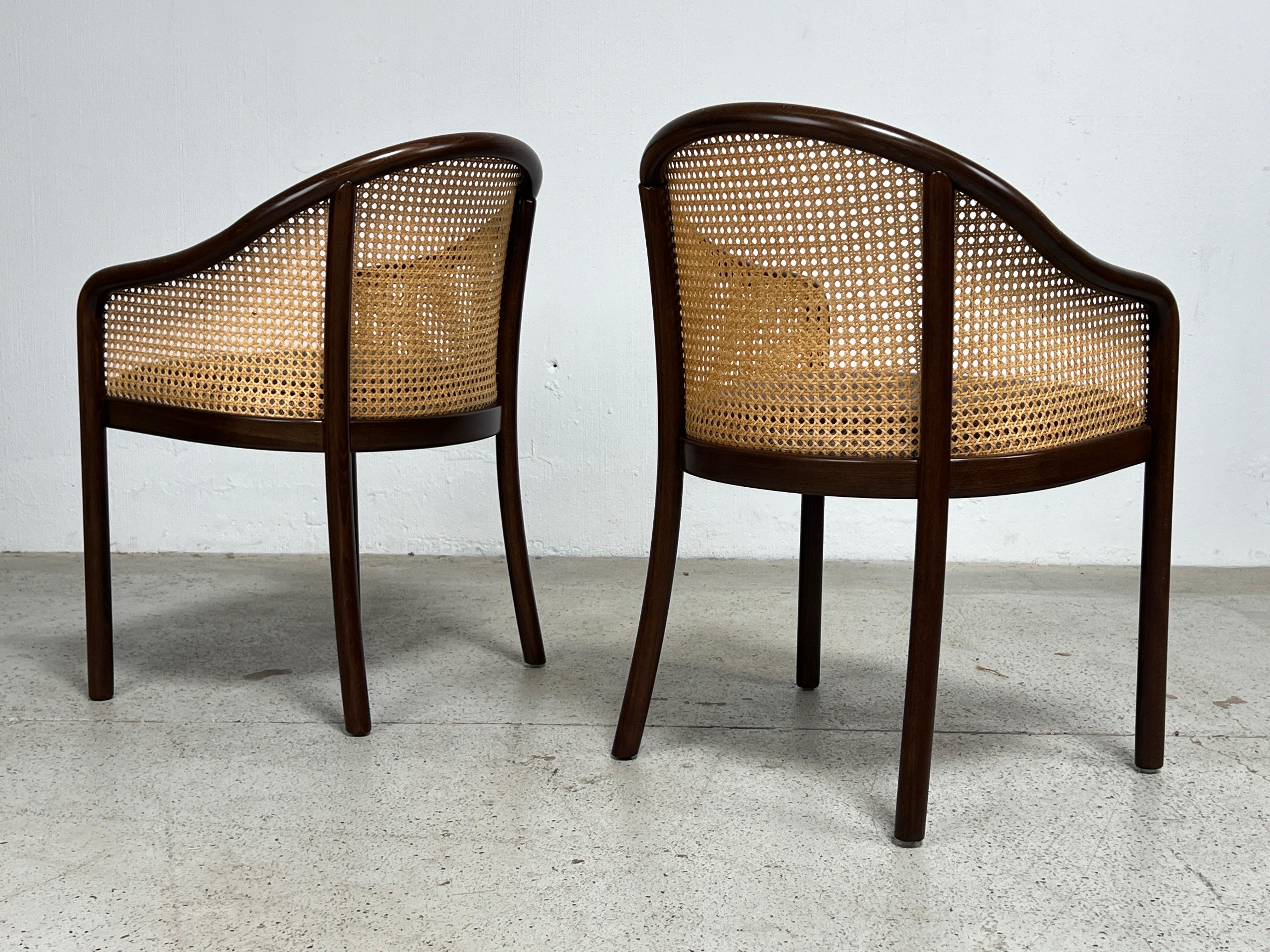 Quatre fauteuils cannés d'après Ward Bennett en vente 7
