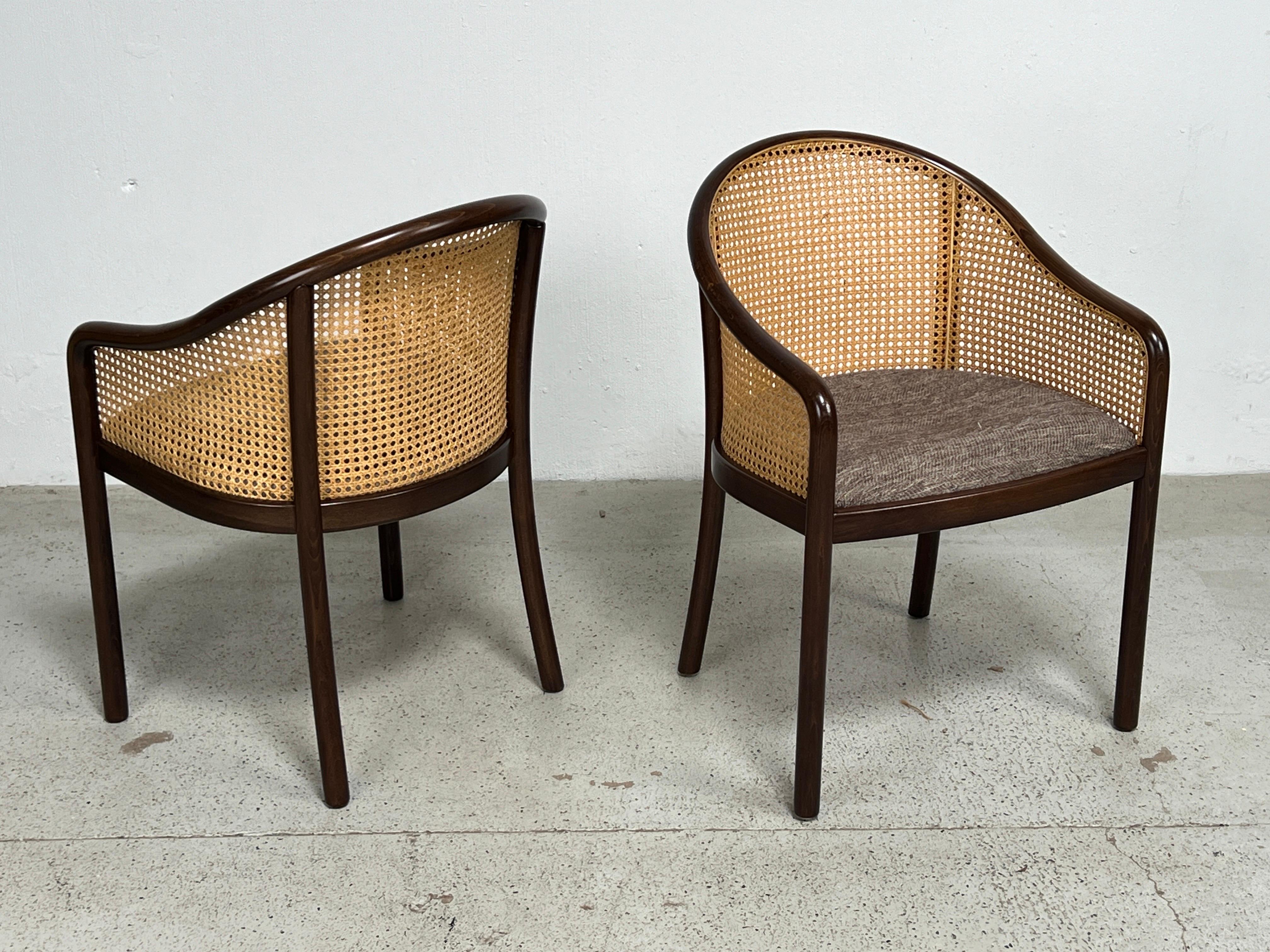 Fin du 20e siècle Quatre fauteuils cannés d'après Ward Bennett en vente