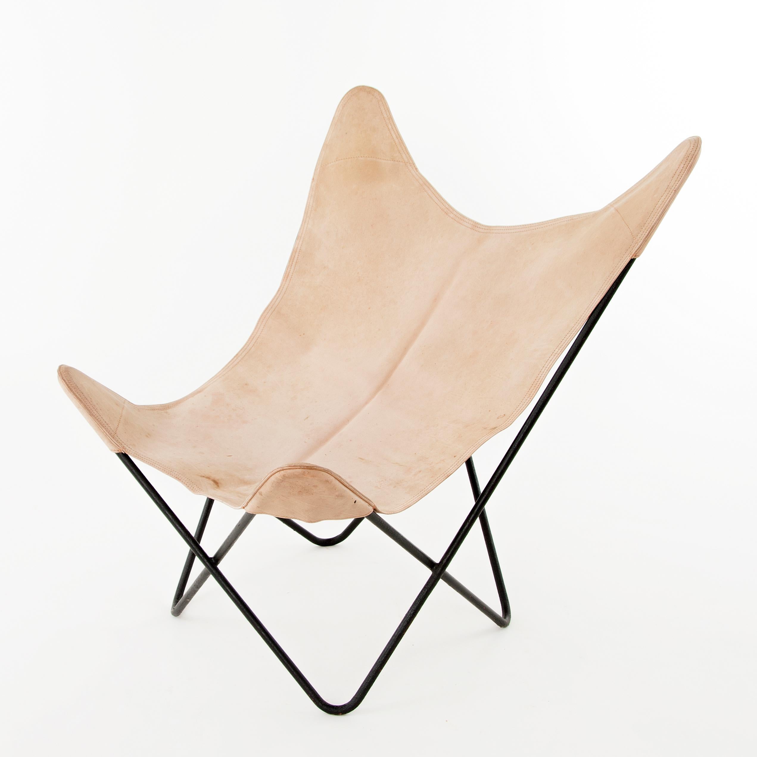 Autrichien Quatre chaises Carl Aubock en cuir de cerf fabriquées sur mesure Fledermaus Sessel en vente