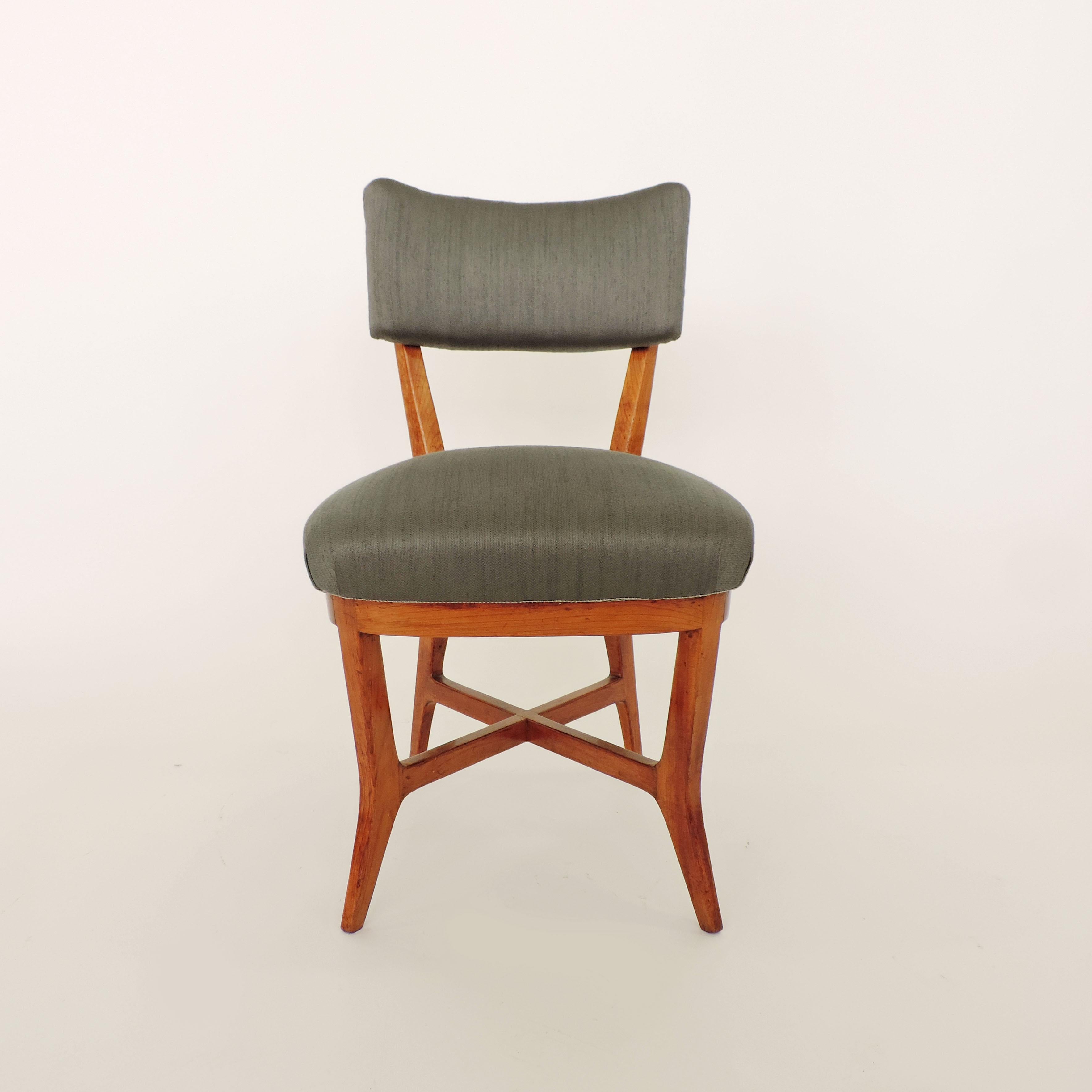 Four Chairs Attributed to Studio BBPR, Italy, 1940s For Sale 3