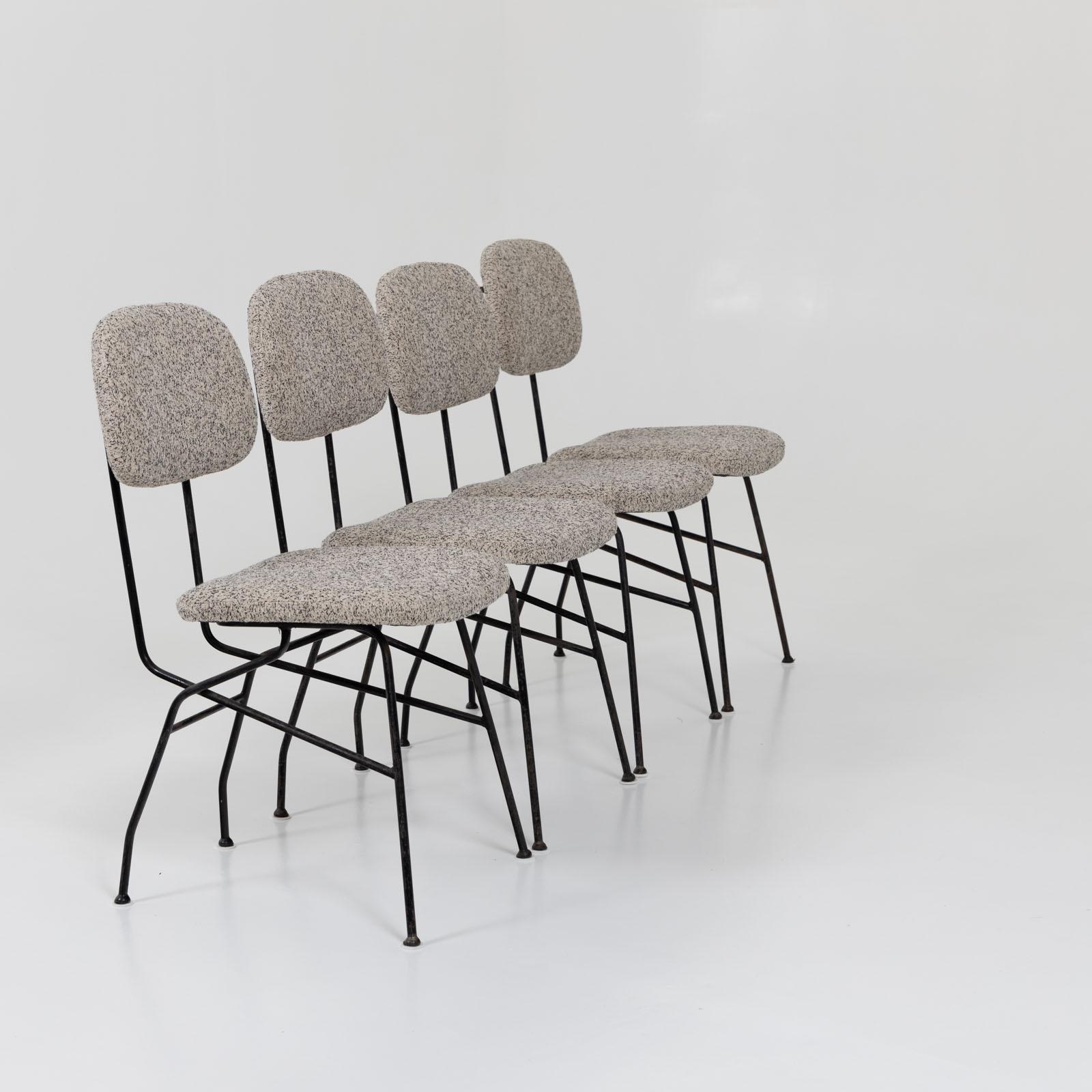 Vier Stühle, Cocorita-Modell, von Gastone Rinaldi für Rima, Italien 1950er Jahre (Eisen) im Angebot