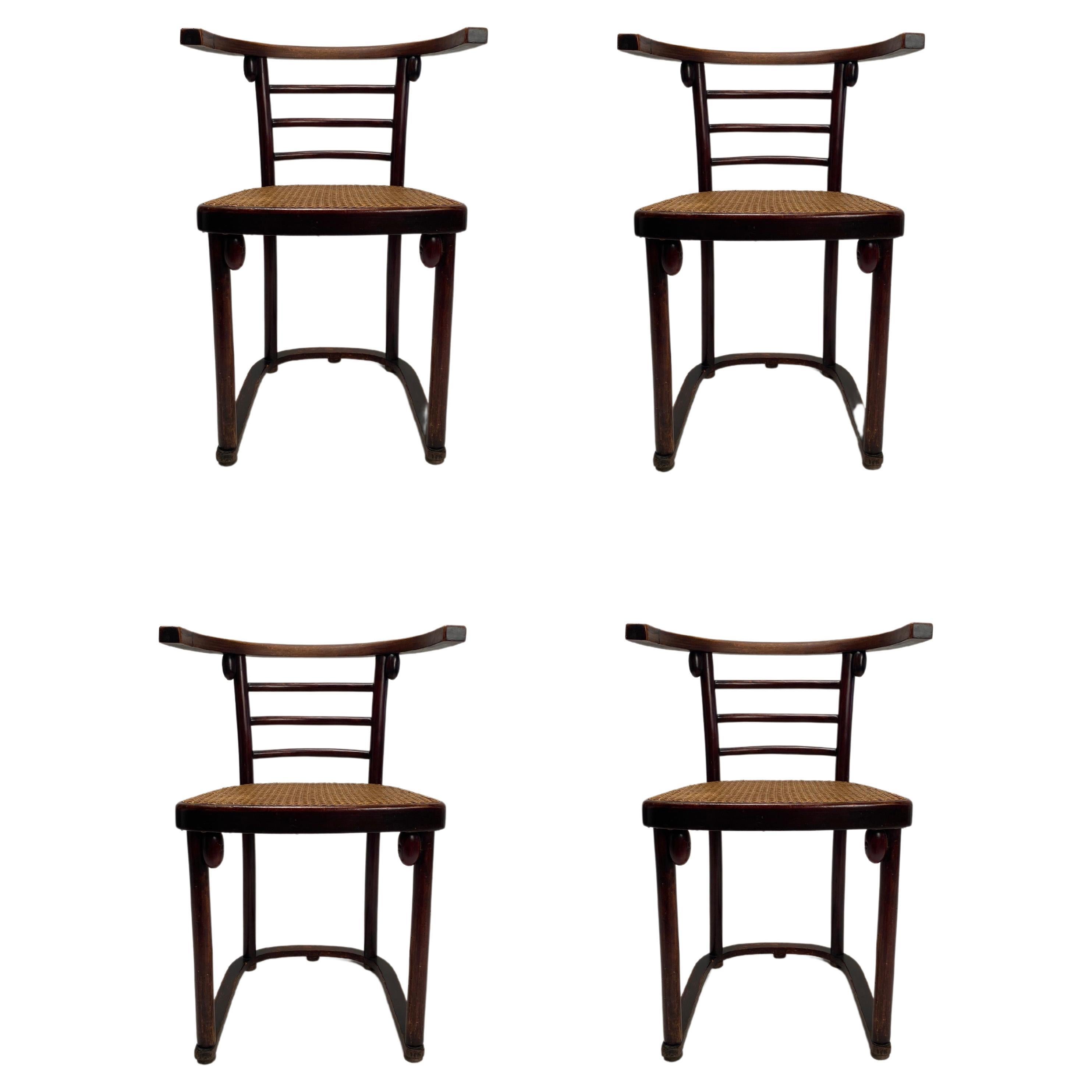 Quatre chaises mod. Fledermaus, Josef Hoffmann pour Thonet, années 1910