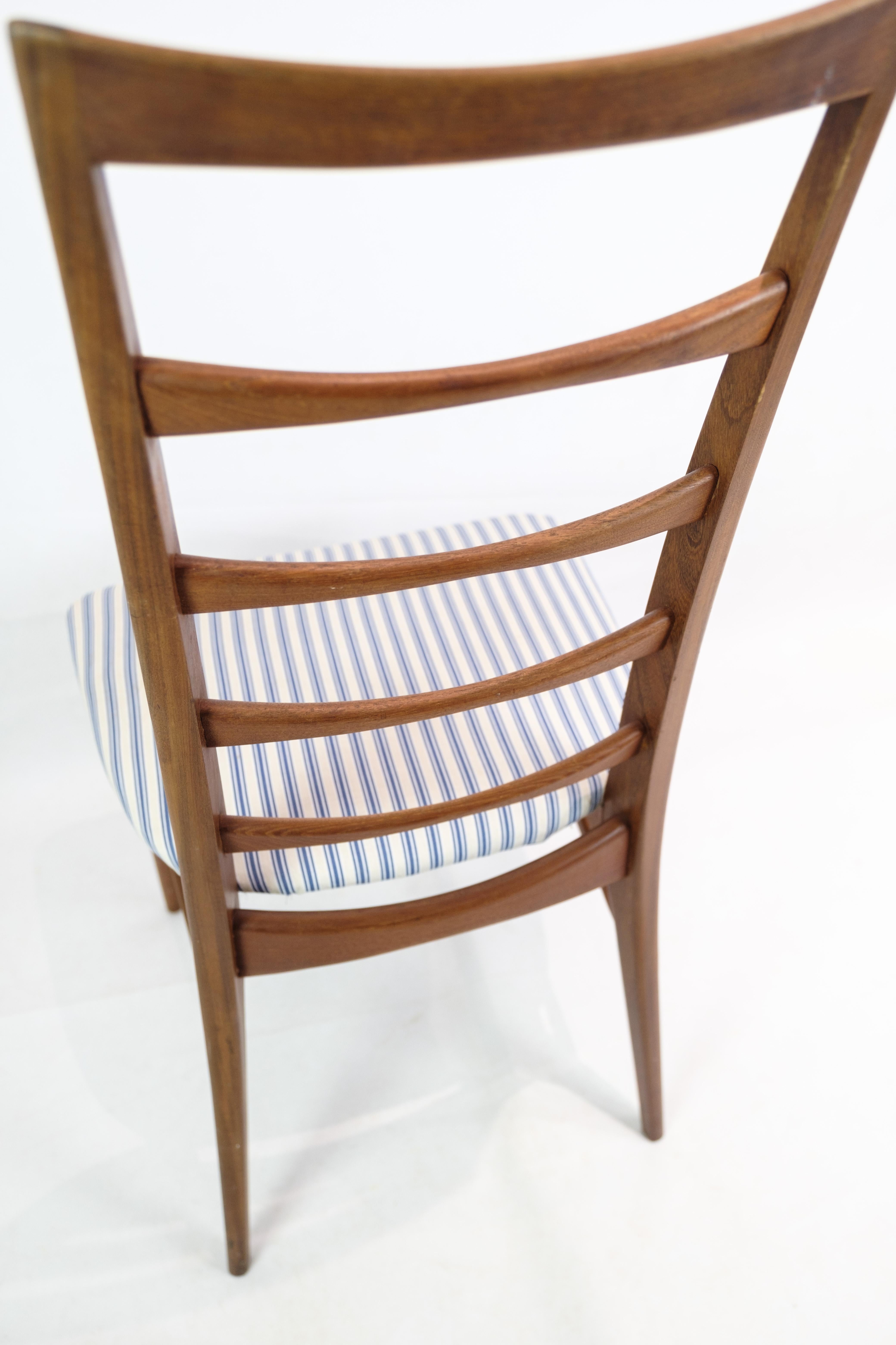 Ensemble de quatre chaises modèle Lis par Niels Koefoed, années 1960 en vente 3