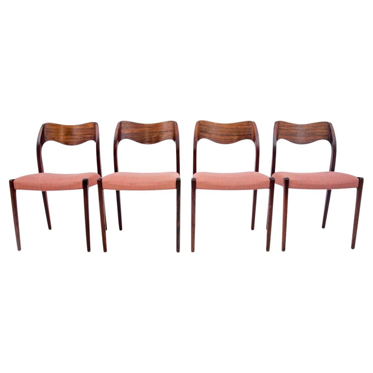 A set of chairs, Danish design, 1960s. Very good condition.

Niels O. Møller, model 71

Dimensions: height 78 cm / height of the seat. 46 cm / width 50 cm / Dep. 45 cm.