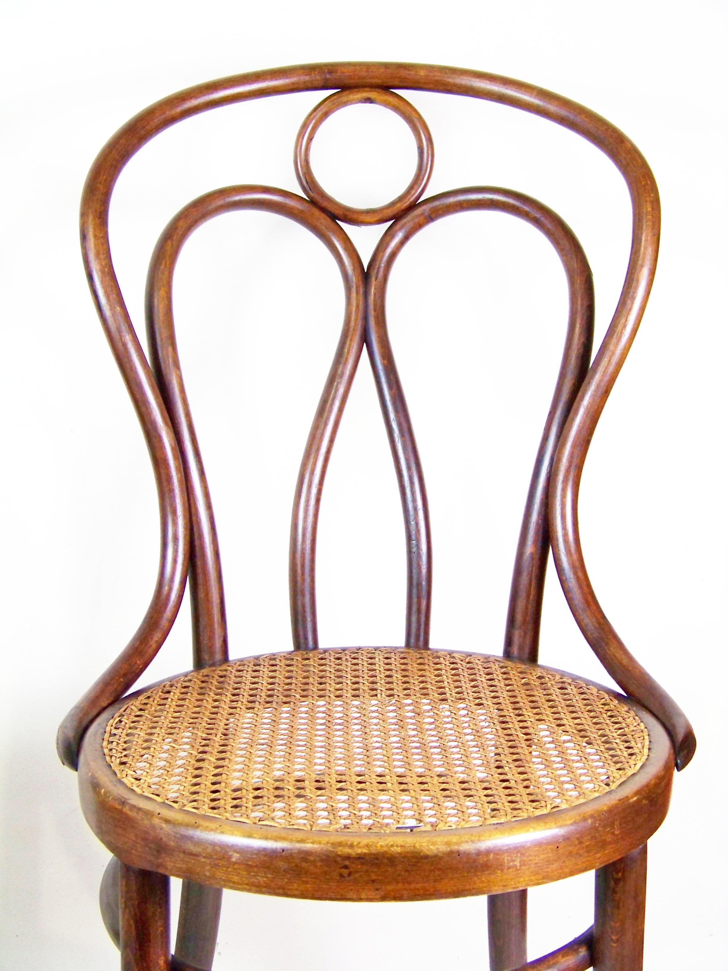 Four Chairs Thonet Nr.19, circa 1900 In Good Condition For Sale In Praha, CZ