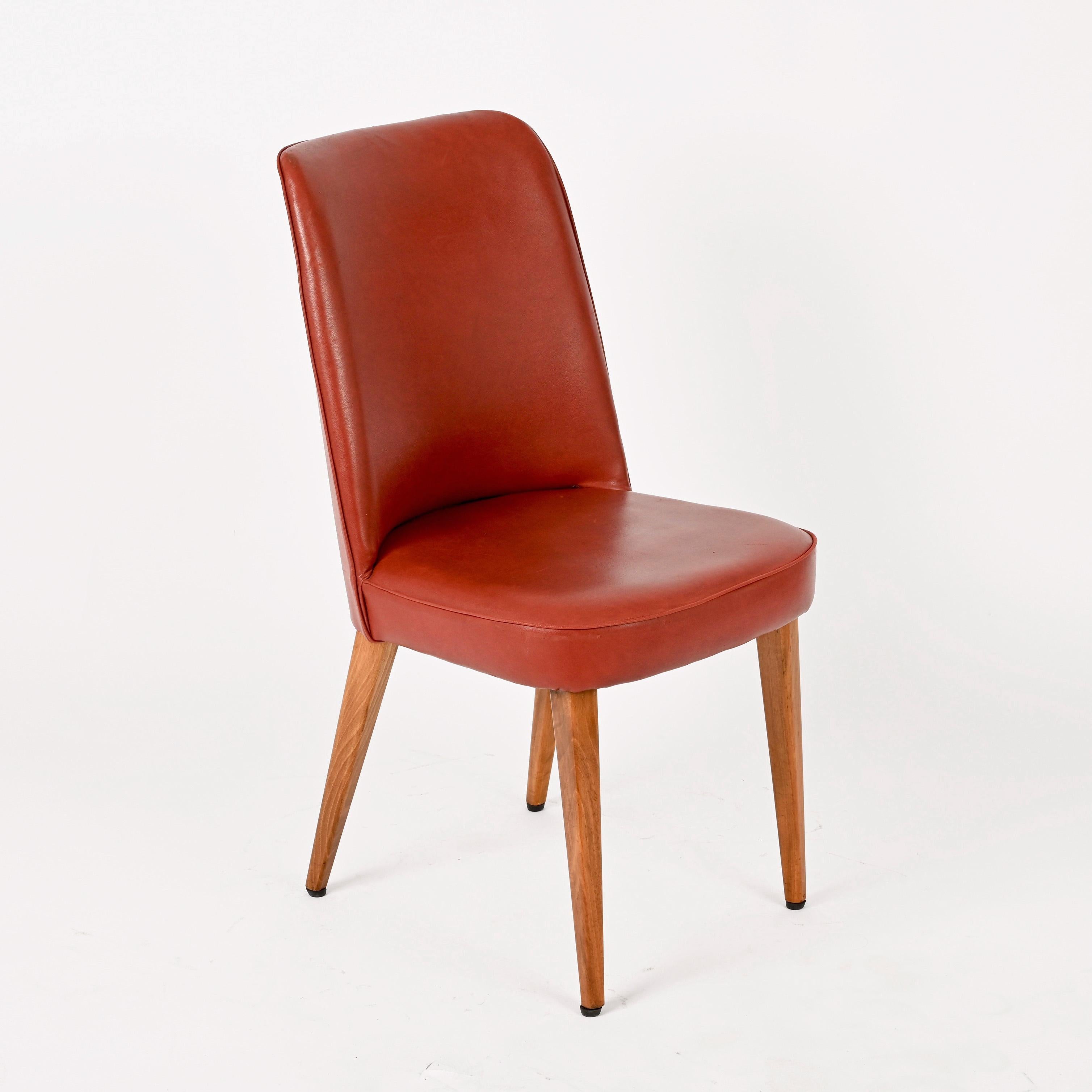 Vier farbige Lederstühle aus den 1950er Jahren von Anonima Castelli Italien im Angebot 6