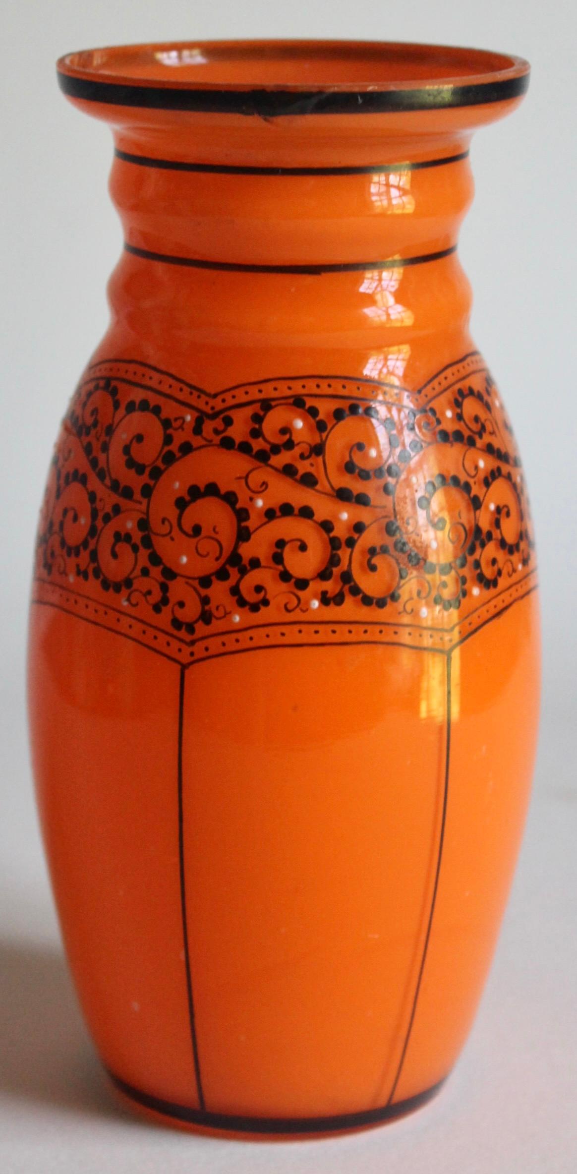Tschechische Vasen aus „Tango-Glas“ nach Art von Michael Powolny und der Wiener Werkstatte  im Angebot 6