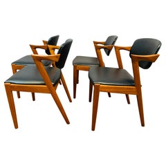 Vier dänische Esszimmerstühle aus Teakholz, Modell 42, Kai Kristiansen für Schou Andersen, 1960er Jahre