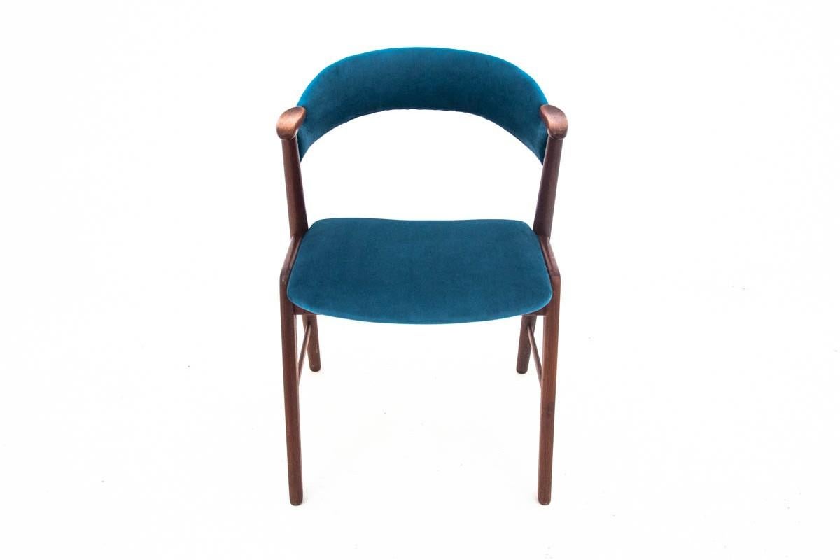 Four Danish Dining Chairs after Renovation For Sale 4