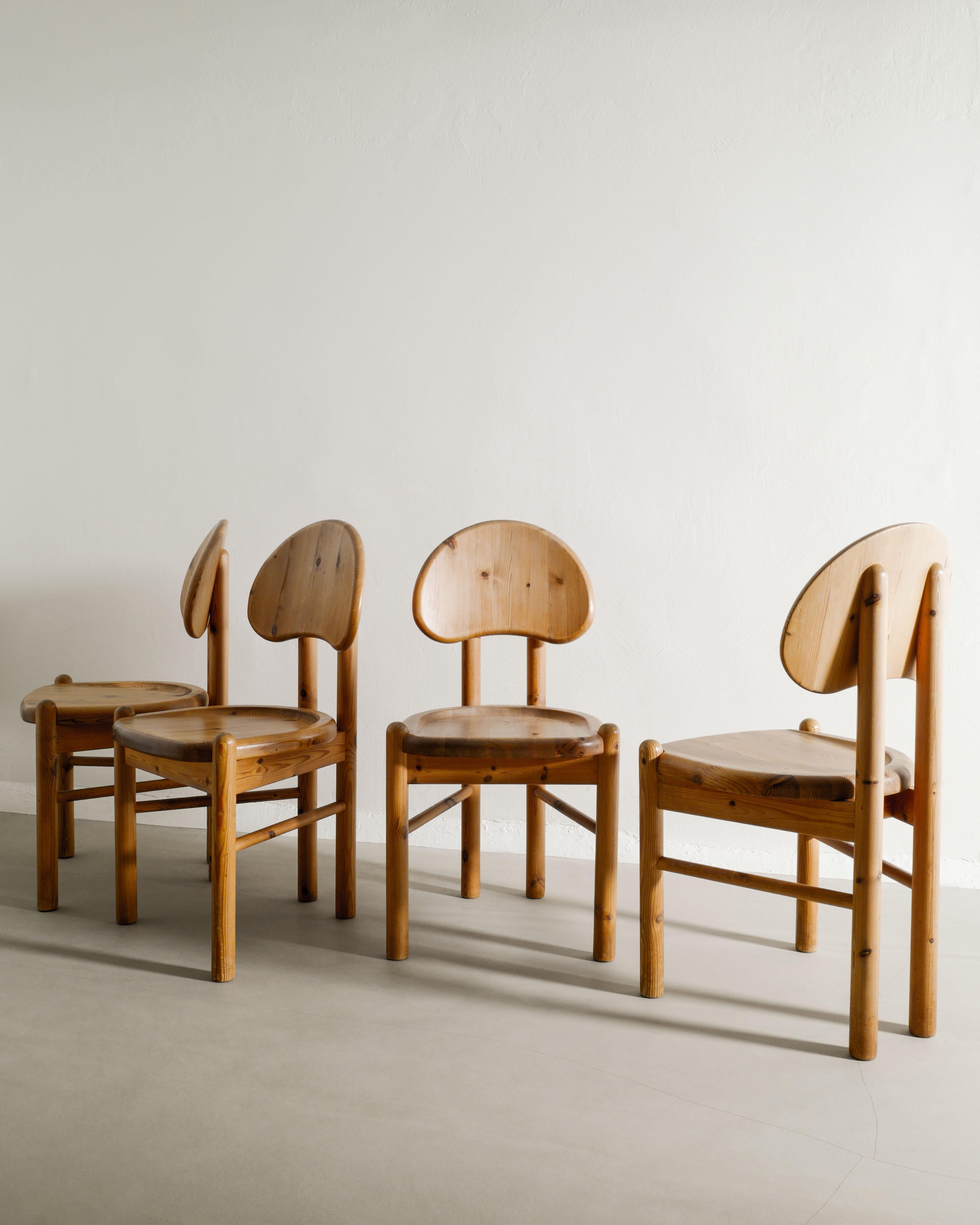 Scandinave moderne Quatre chaises de salle à manger danoises du milieu du siècle en pin par Rainer Daumiller, 1970 en vente