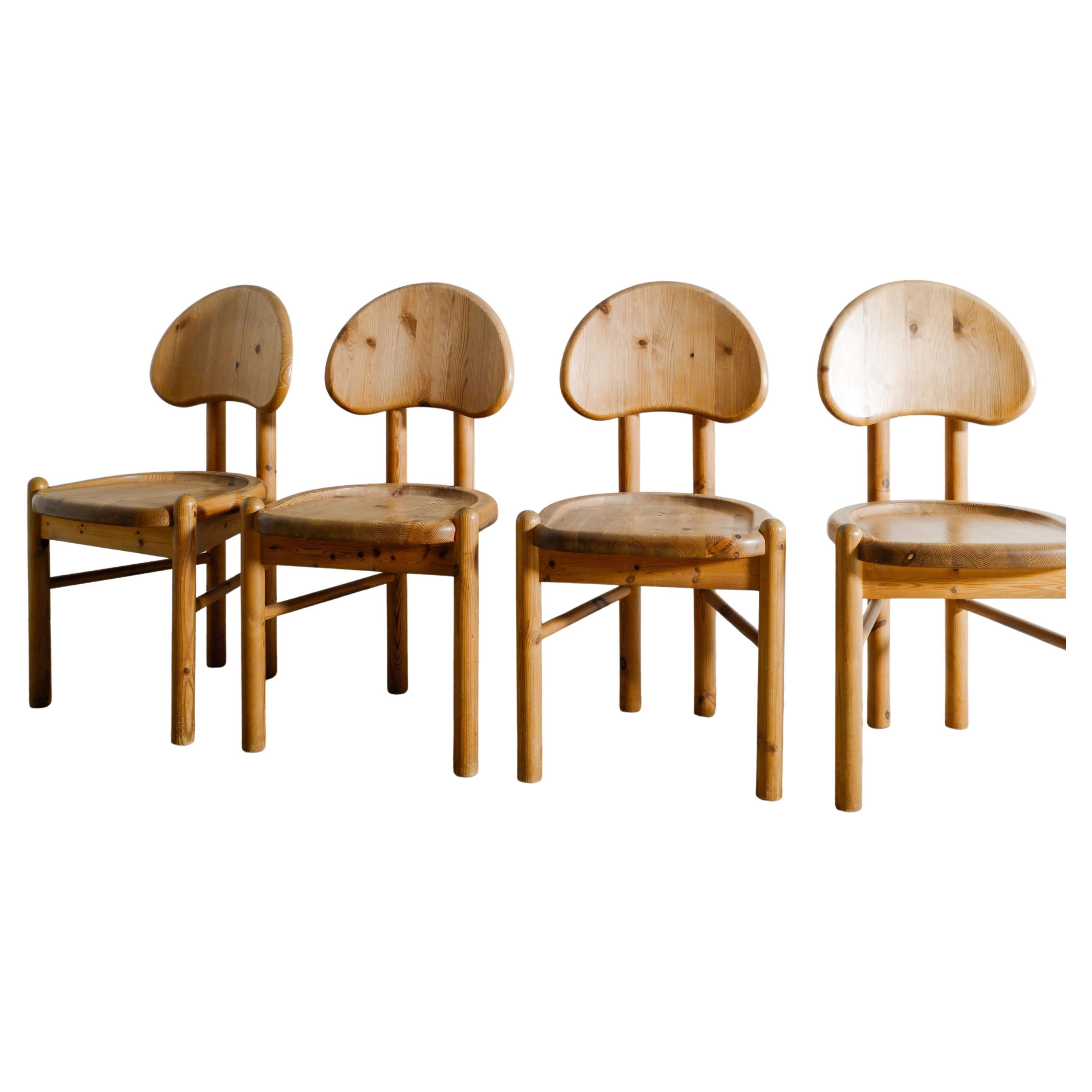 Cuatro sillas de comedor danesas de madera de pino de mediados de siglo de Rainer Daumiller, años 70