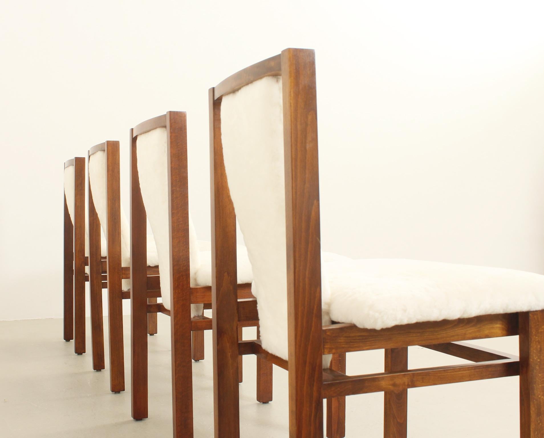 Four Dining Chairs by Jordi Vilanova in Oak Wood and Sheepskin, Spain, 1960's For Sale 1