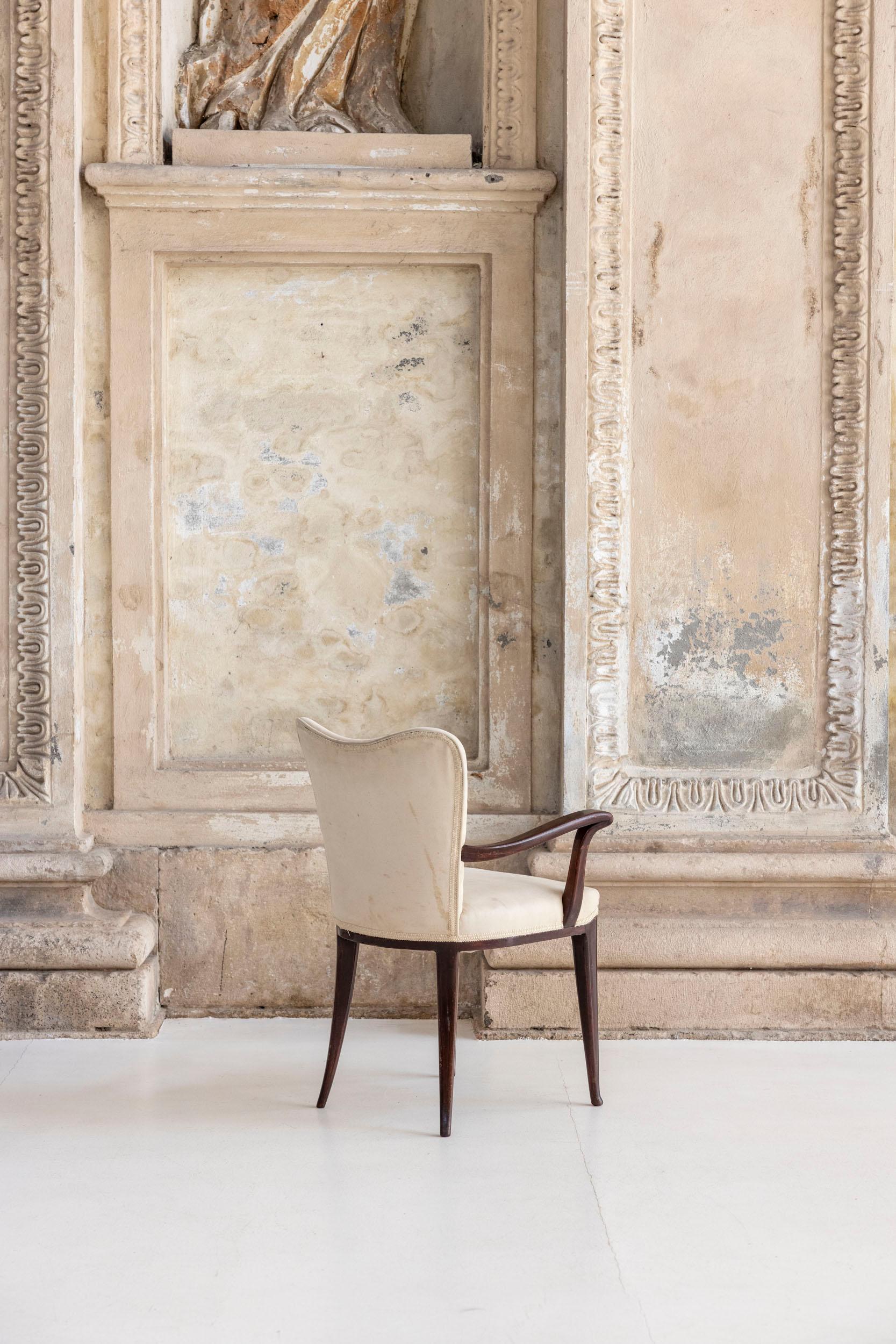 Four dining chairs by Osvaldo Borsani for Arredamenti Borsani. published For Sale 1