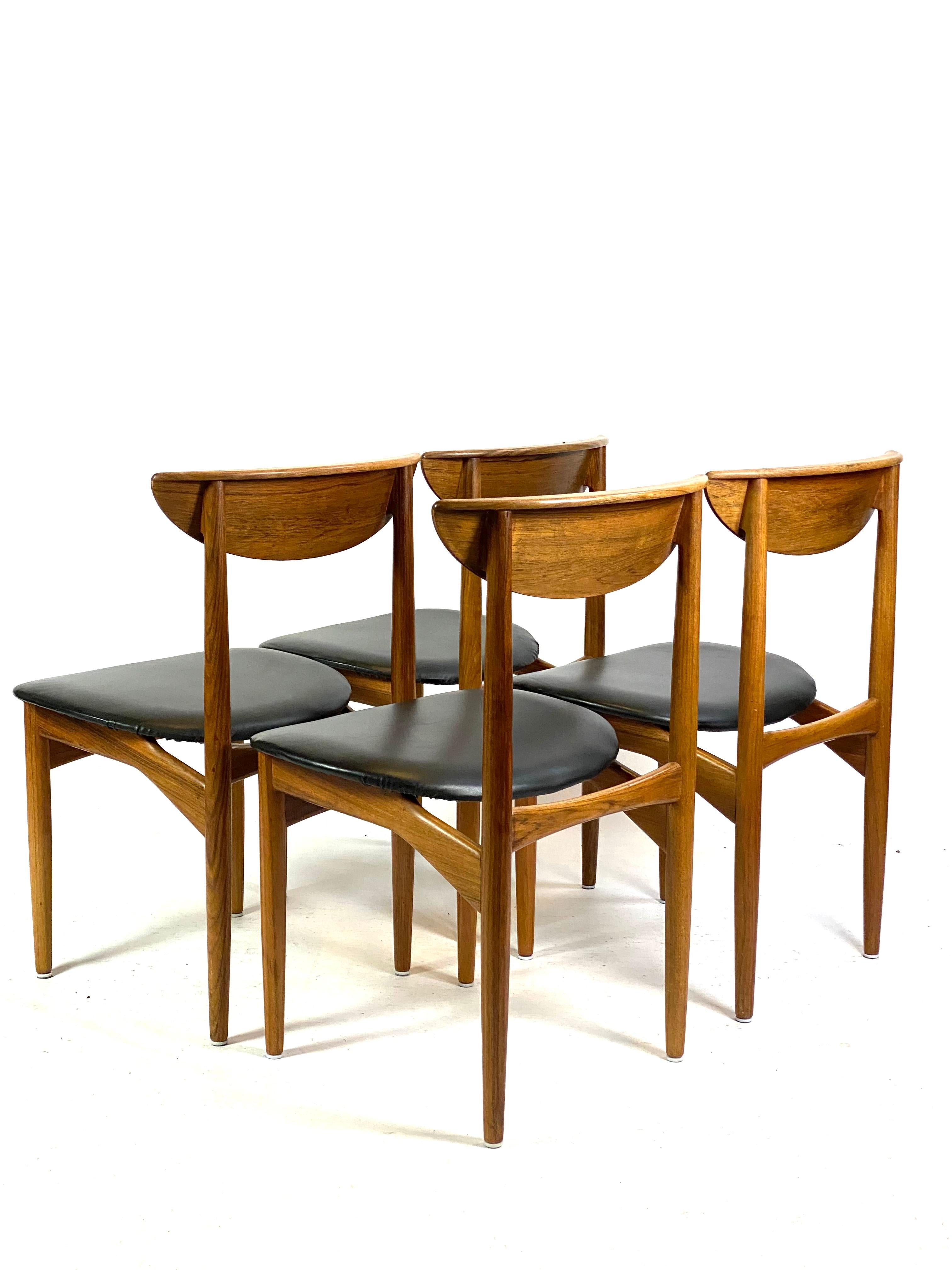 Scandinavian Modern Four Dining Room Chairs in Rosewood of Danish Design, 1960s 5