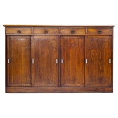 Armoire à quatre portes