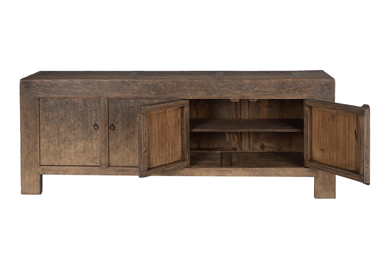 Ce meuble unique en son genre fait partie de la Collection Le Monde de Brendan Bass, une sélection de meubles rares et de collection. Le Monde, qui signifie 