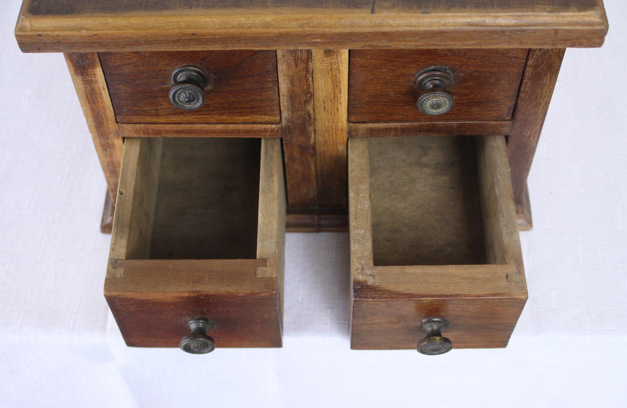 Four-Drawer English Oak Box For Sale 3