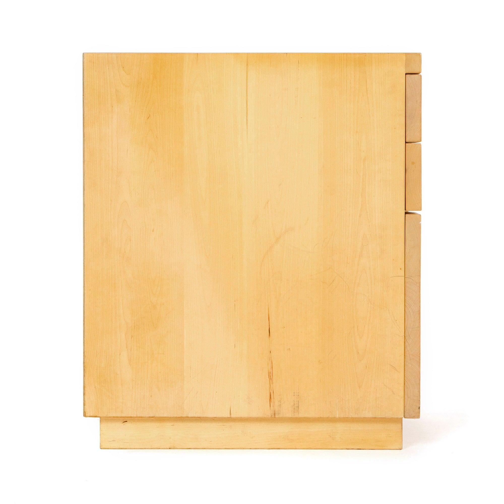 Finnish Four-Drawer Office Cabinet Attributed to Alvar Aalto for Artek, 1940s For Sale