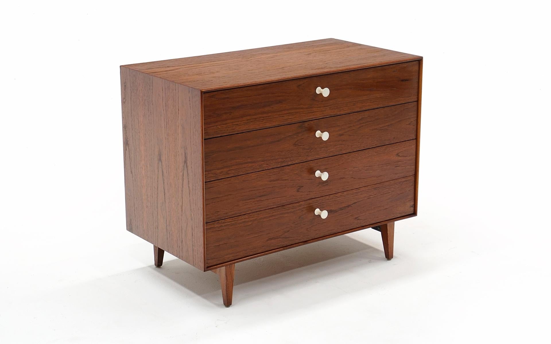 dresser with thin drawers