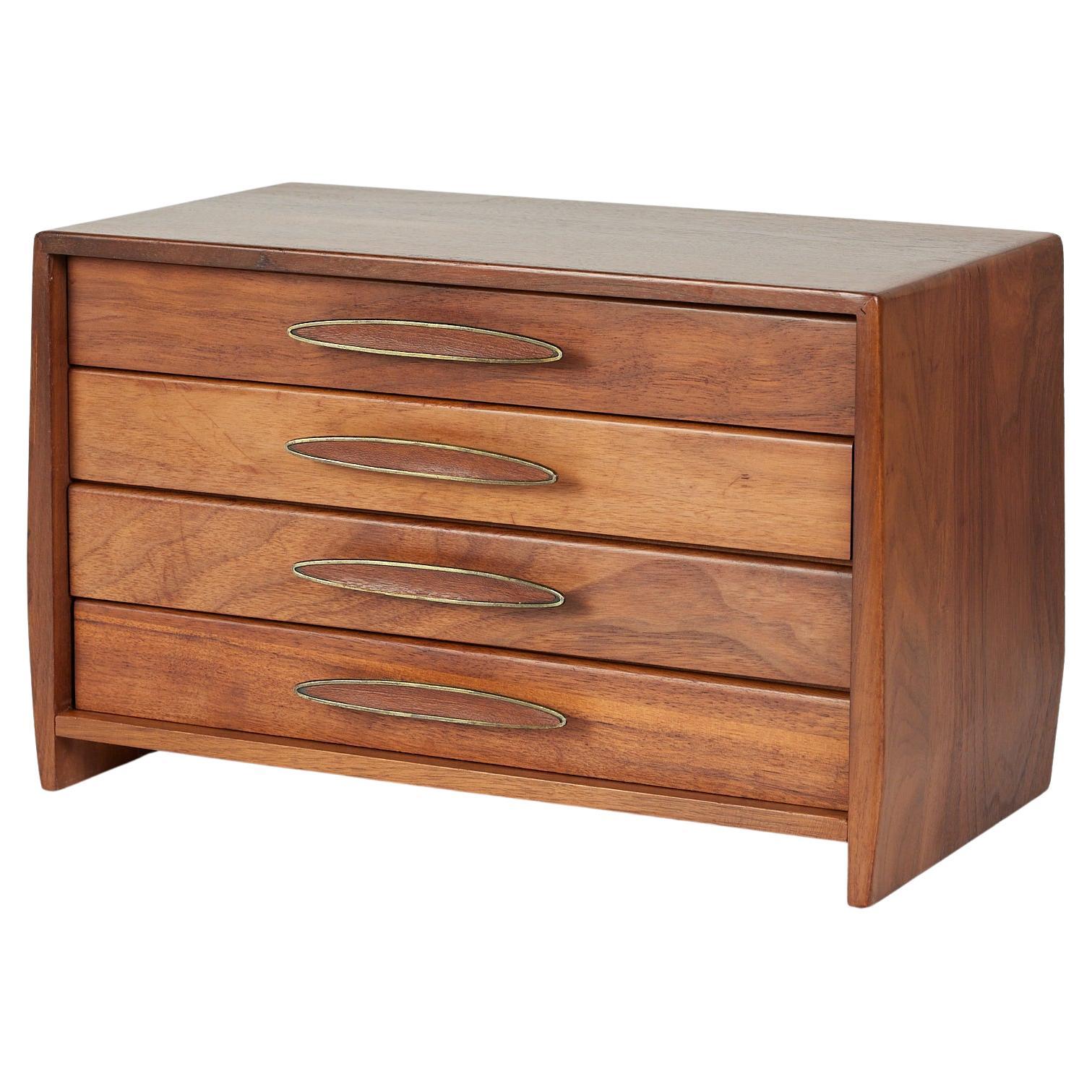 Vintage Sculptural Walnut Jewelry Puzzle Box by Fred and Marilyn Buss