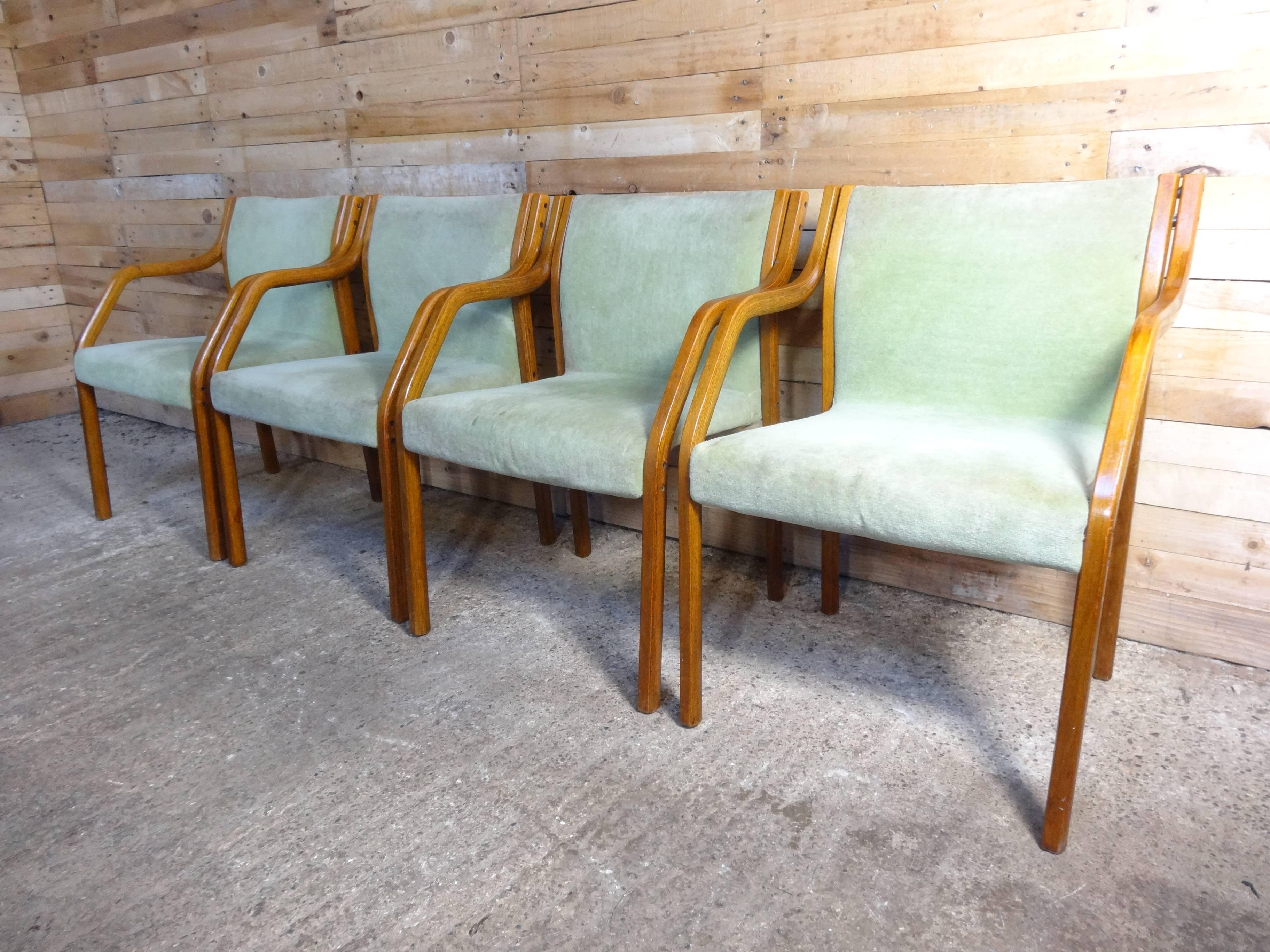 Tessuto Quattro sedie da pranzo dei primi anni '70 nello stile di Preben Fabricius / Knoll in vendita