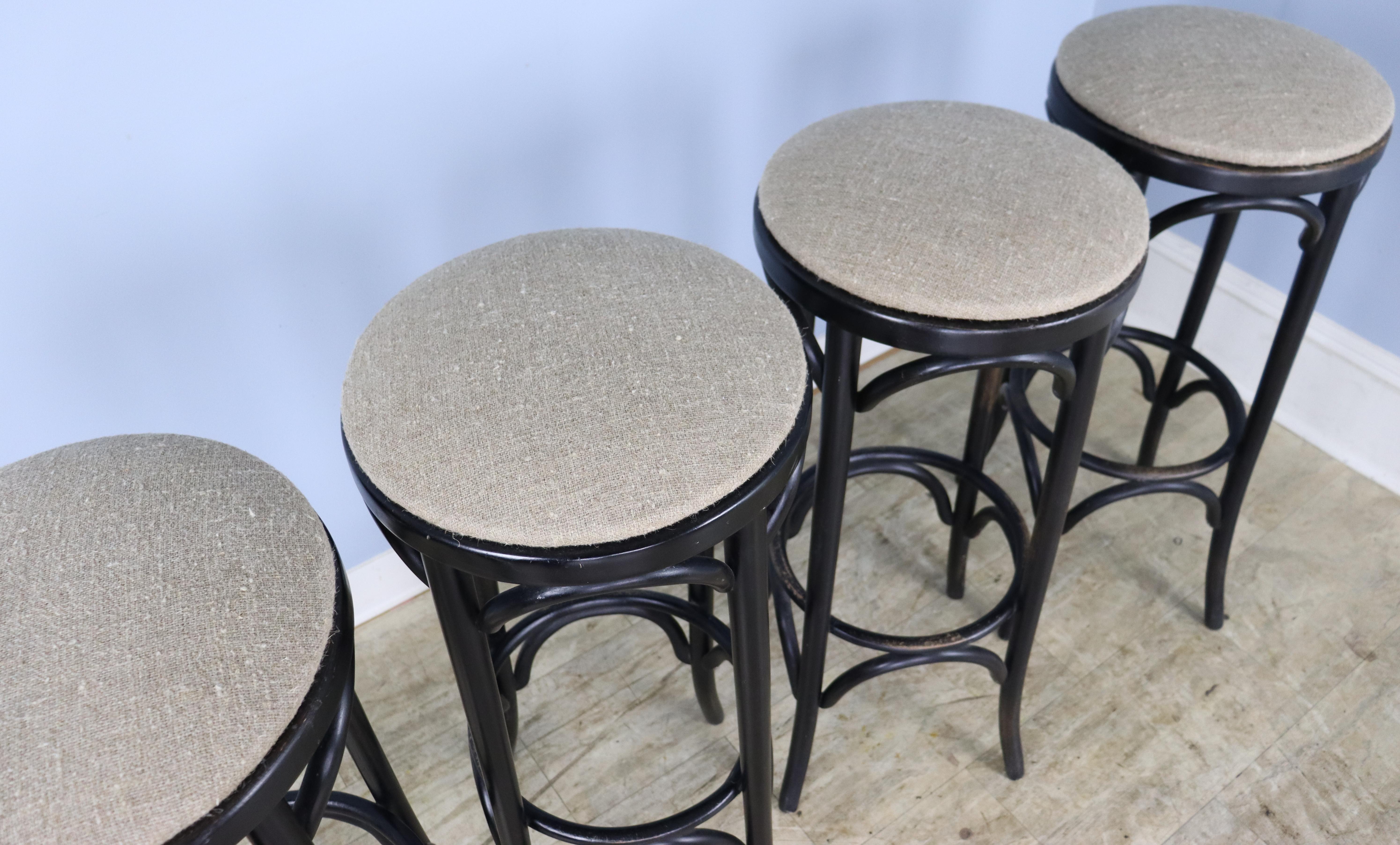 Four English Bent Wood Bar Stools In Good Condition For Sale In Port Chester, NY