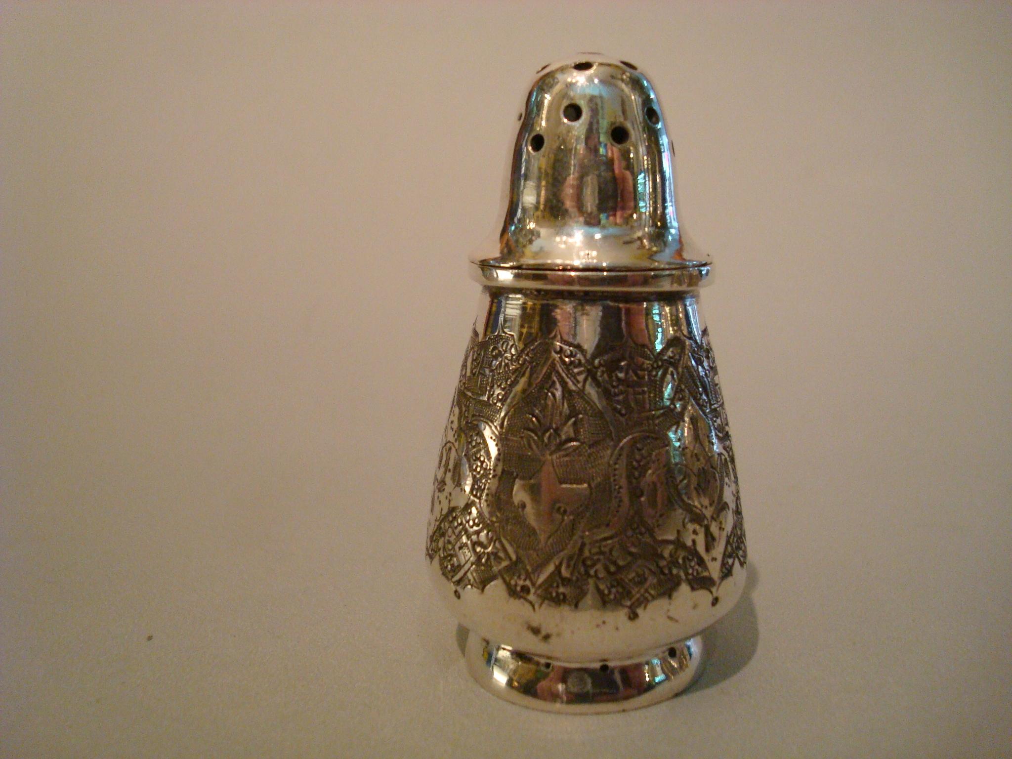 Other Four Engraved Russian Sterling Silver Salt and Pepper Shakers For Sale