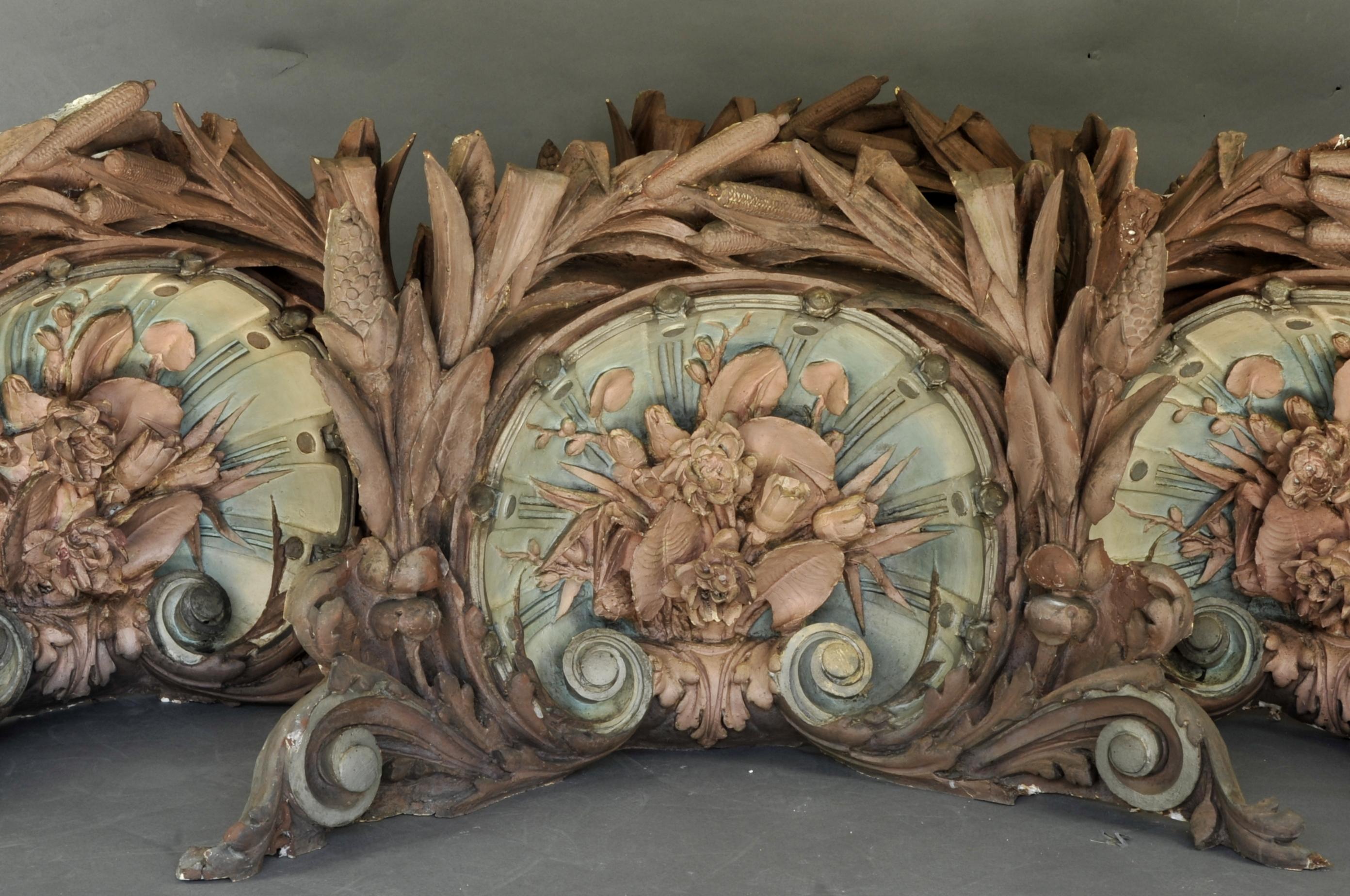 Four Enormous Corner Cornices from the Art Nouveau Period in Polychrome Stucco For Sale 3