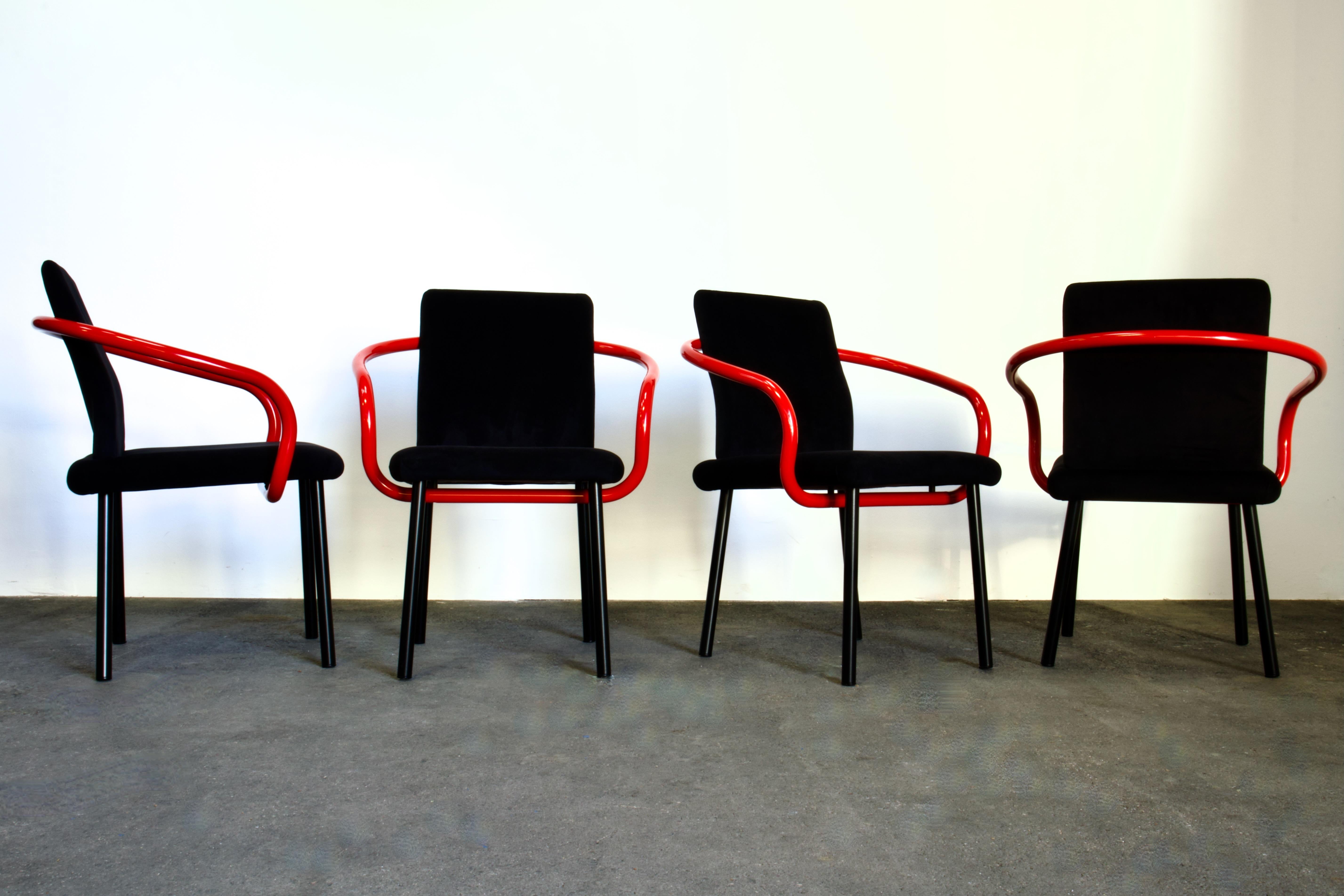 Four Ettore Sottsass Mandarin Chairs for Knoll in Red & Black, 1986 Italy For Sale 3