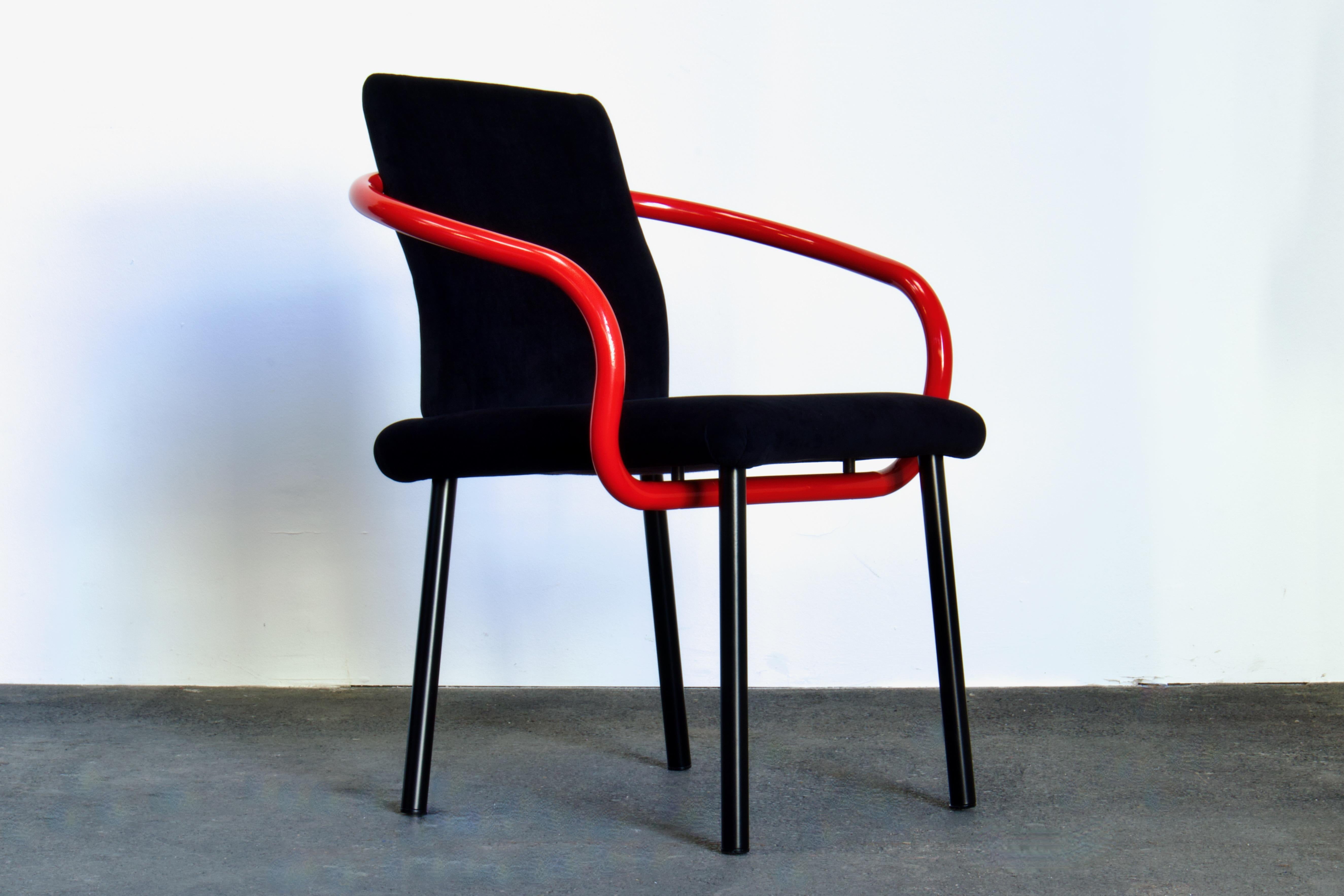 Lacquered Four Ettore Sottsass Mandarin Chairs for Knoll in Red & Black, 1986 Italy For Sale