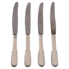 Four Evald Nielsen Number 14 Small Lunch Knives in Hammered Silver