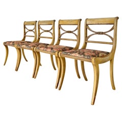 Cuatro sillas de comedor Drexel Travis Court de estilo federal, años 40