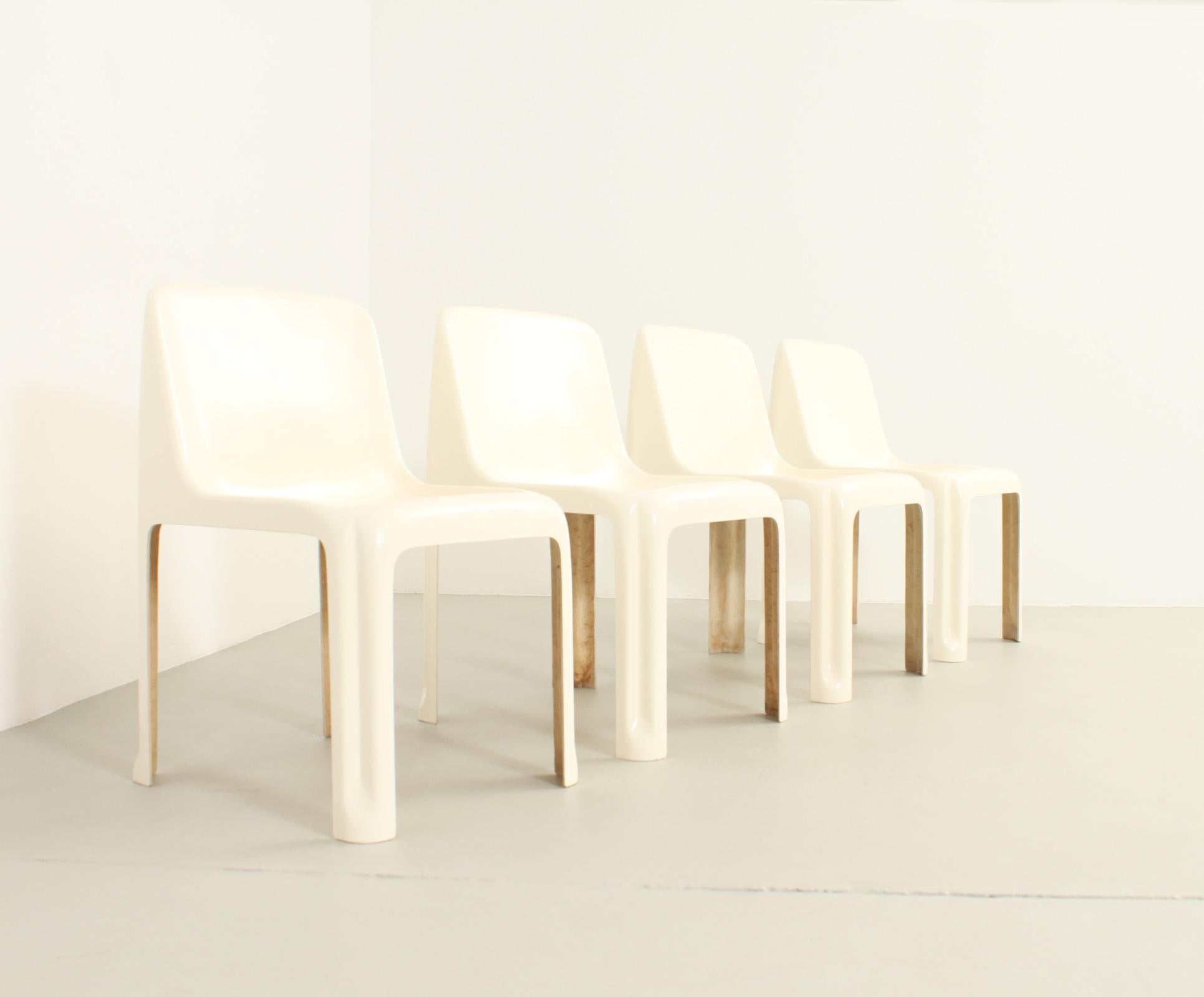 Spanish Four Fiberglass Chairs Model 35 by Antoni Blanc, Spain, 1971 For Sale