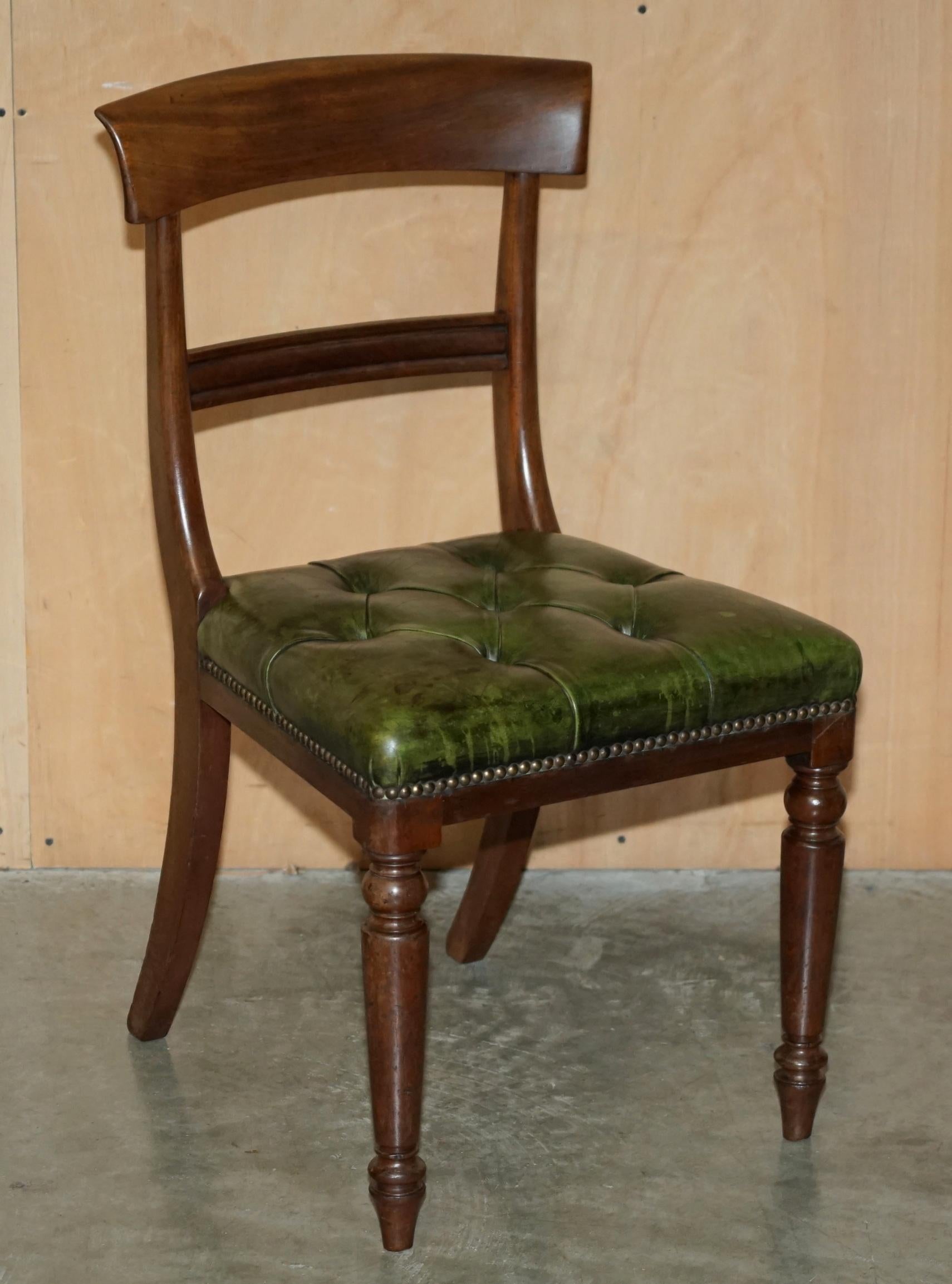 FOUR FiNE ANTIQUE VICTORIAN GREEN LEATHER HARDWOOD CHESTERFIELD DINING CHAIRS 4 For Sale 8