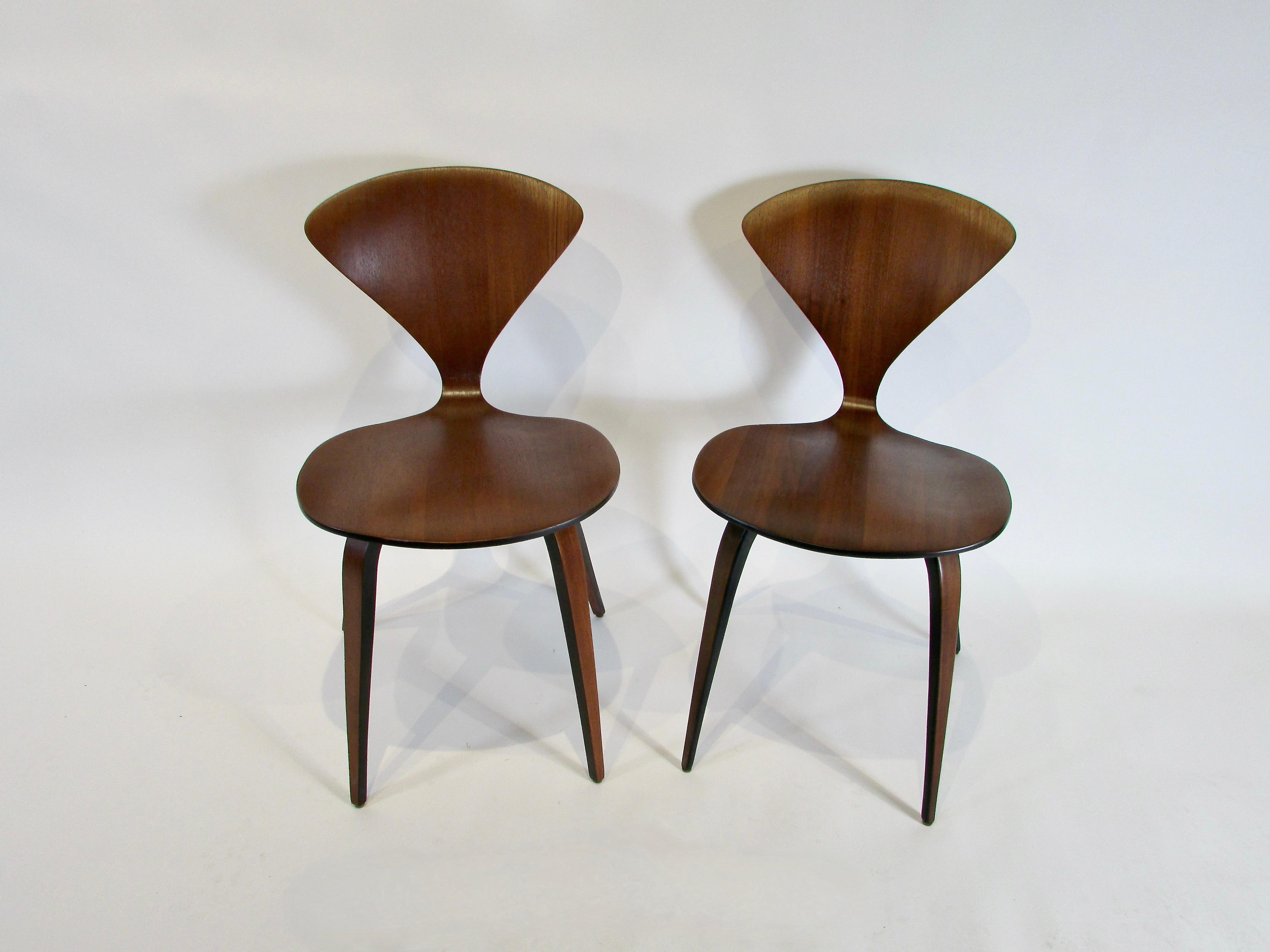 Four First Generation Norman Cherner Plycraft Dining Chairs in vendita 4