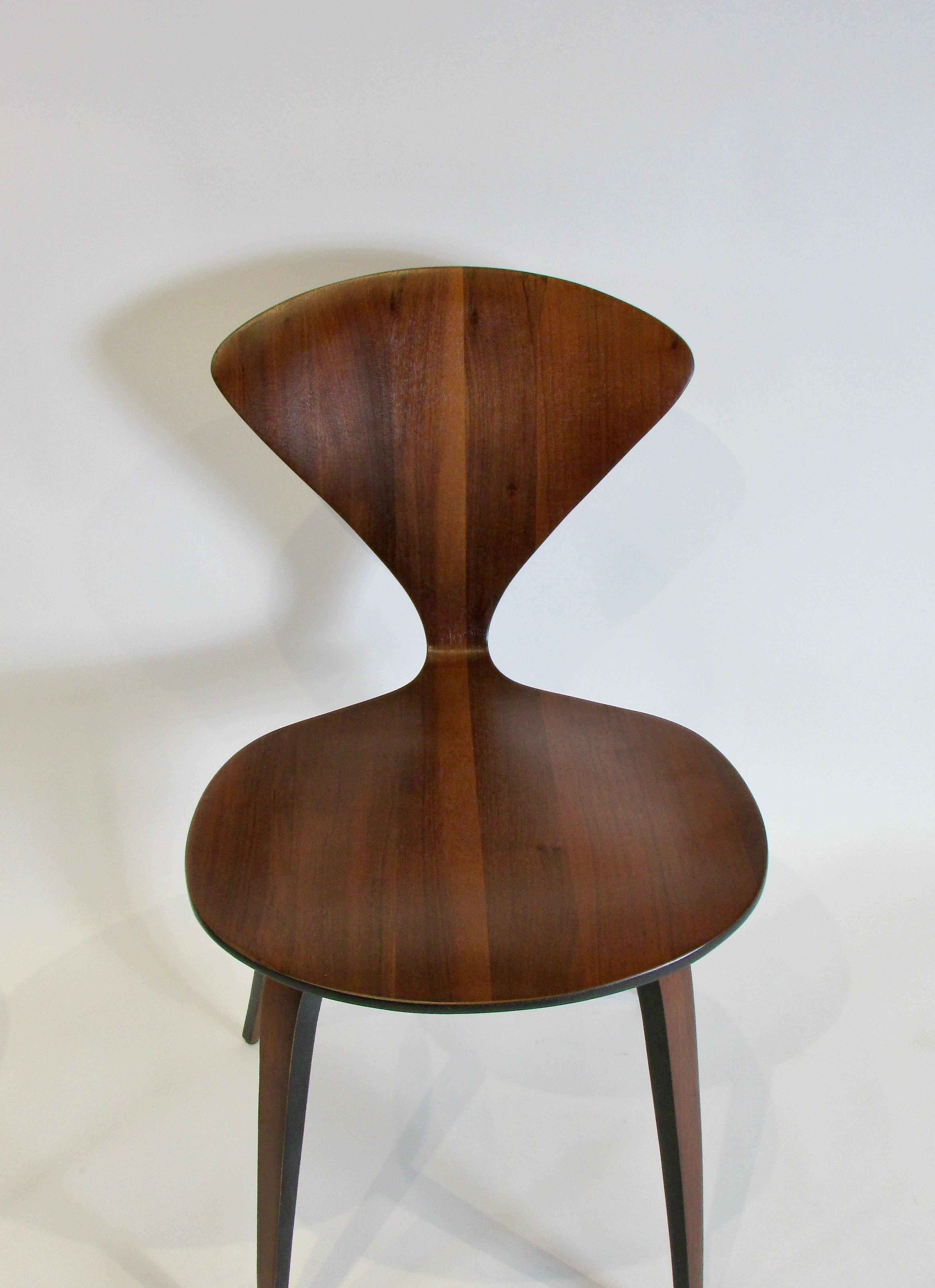 Four First Generation Norman Cherner Plycraft Dining Chairs In condizioni buone in vendita a Ferndale, MI